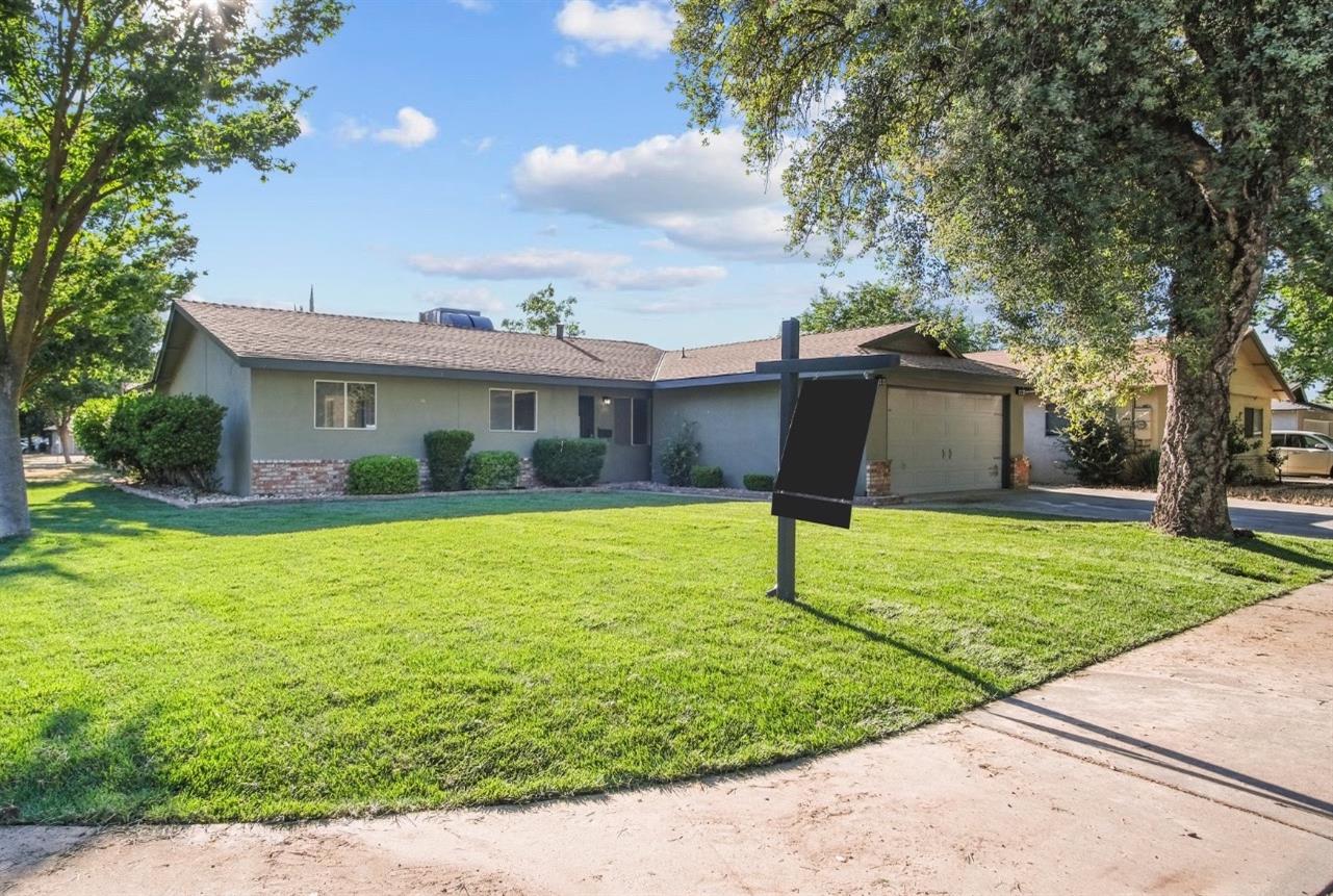 1801 Ellison Dr
