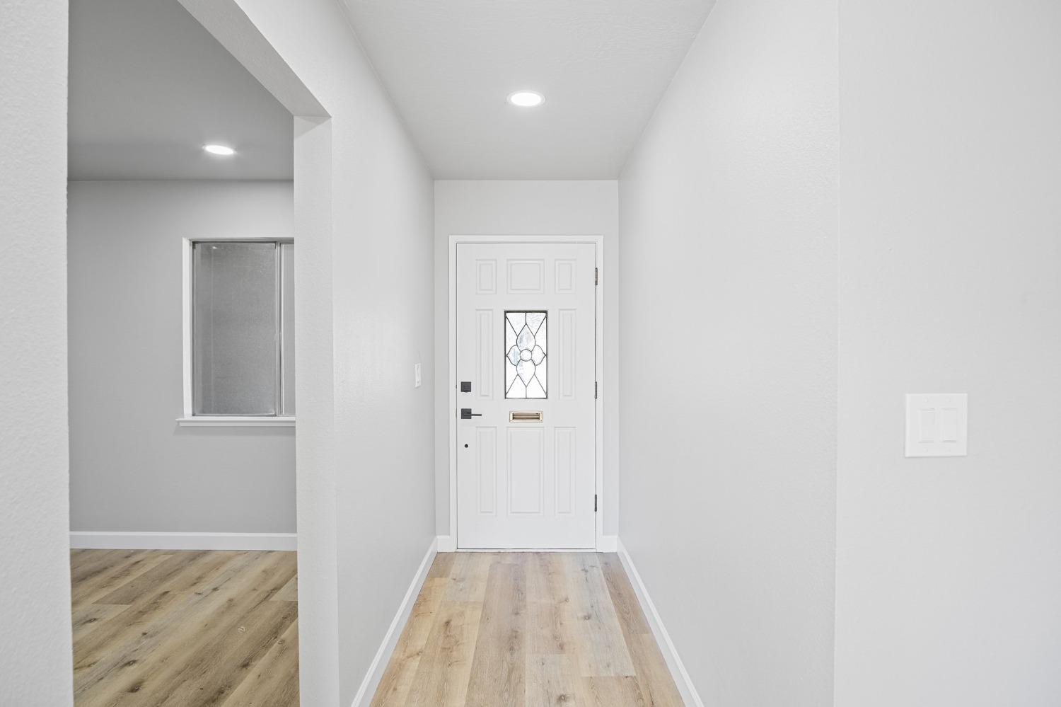 1801 Ellison Dr