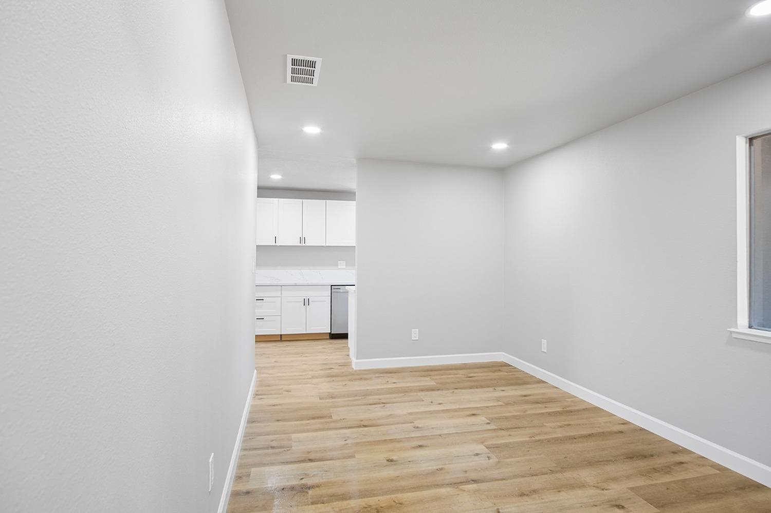 1801 Ellison Dr