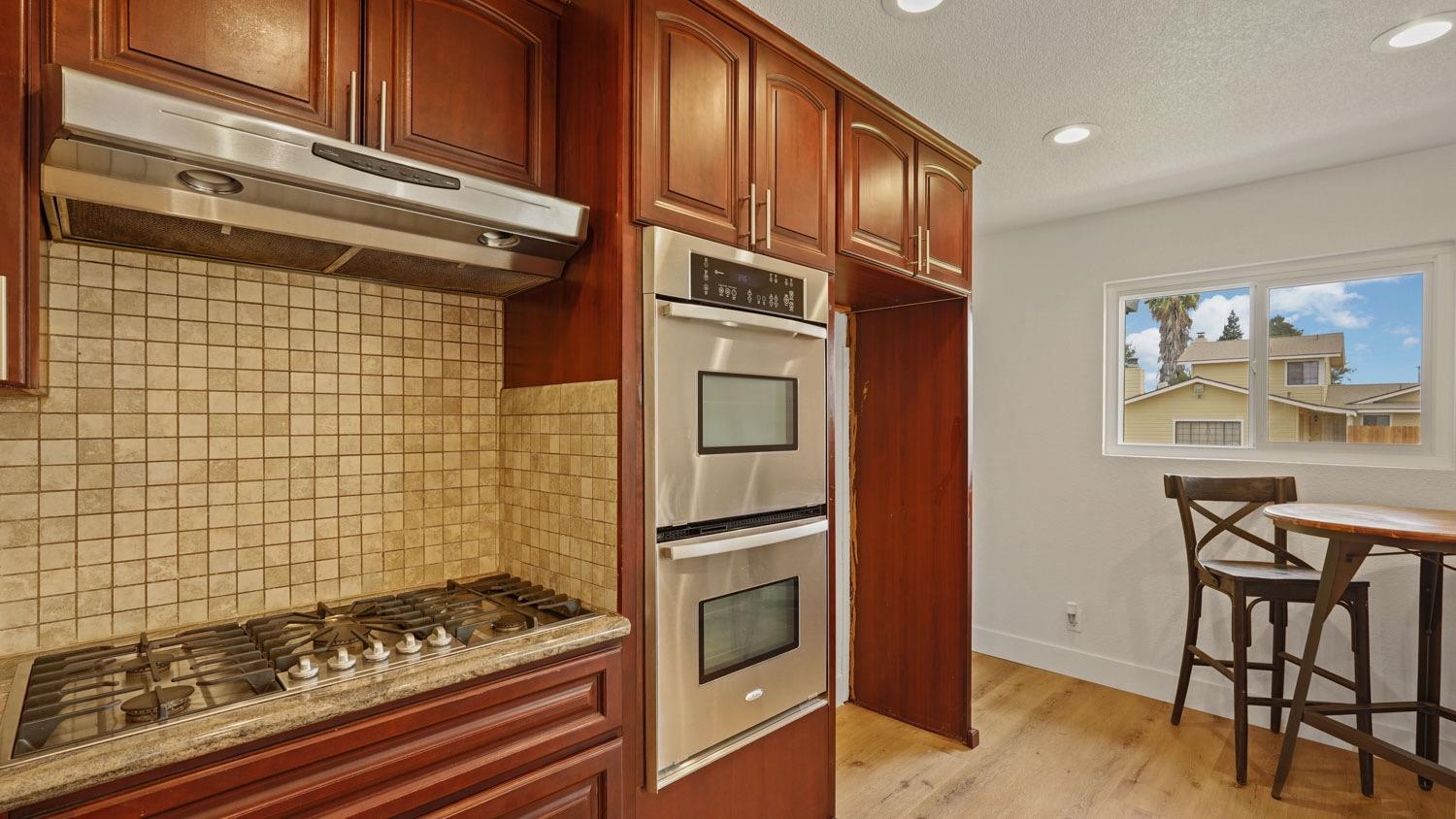 1601 Couchman Lane
