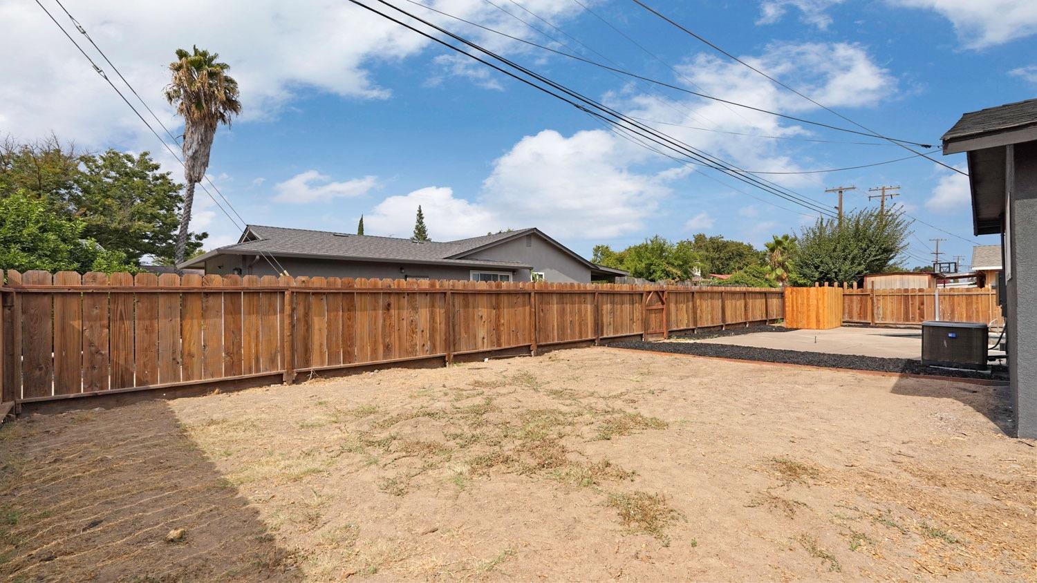 1601 Couchman Lane