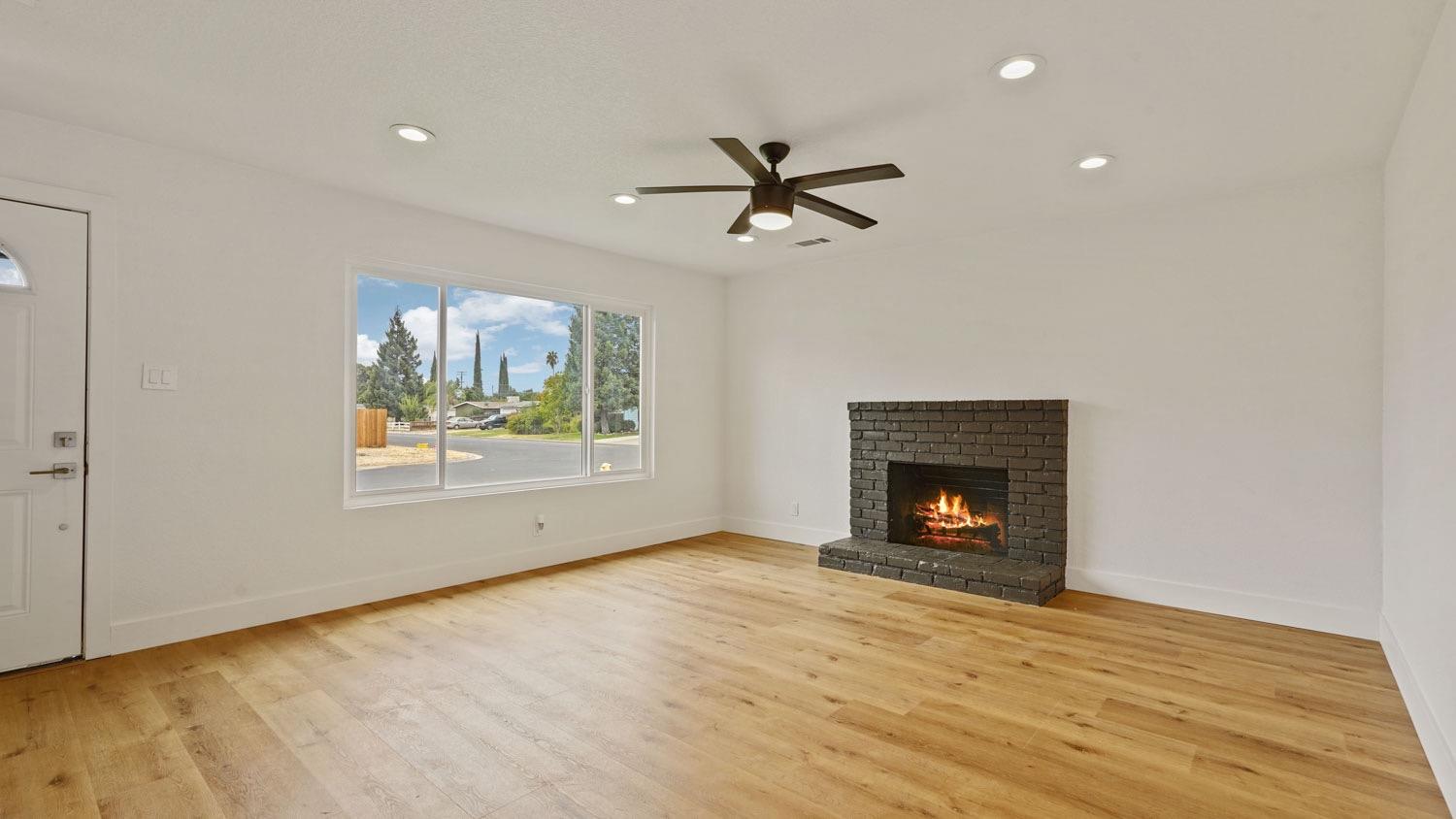 1601 Couchman Lane