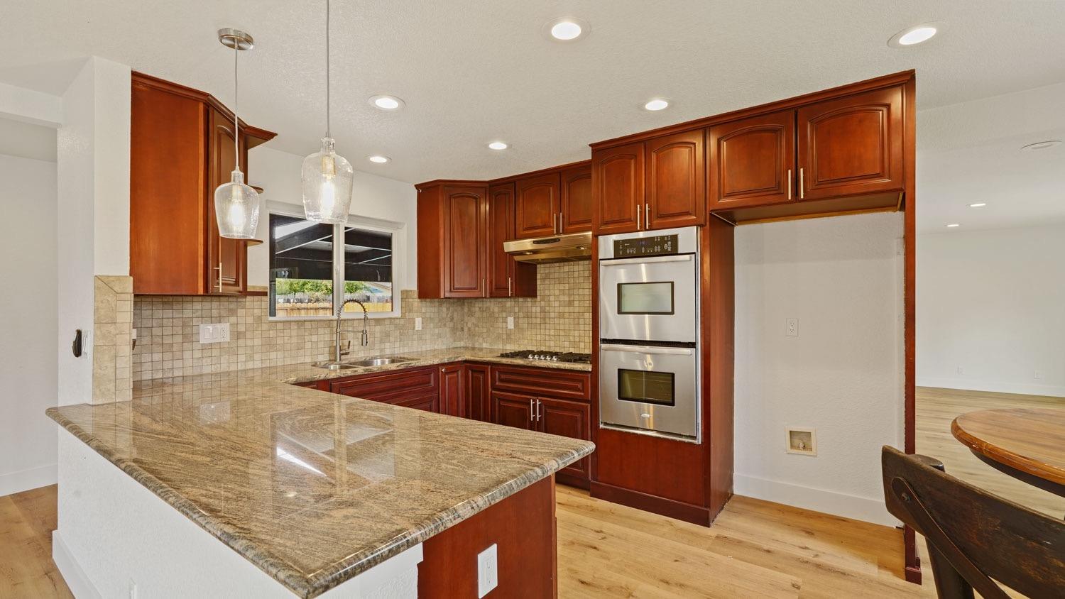 1601 Couchman Lane