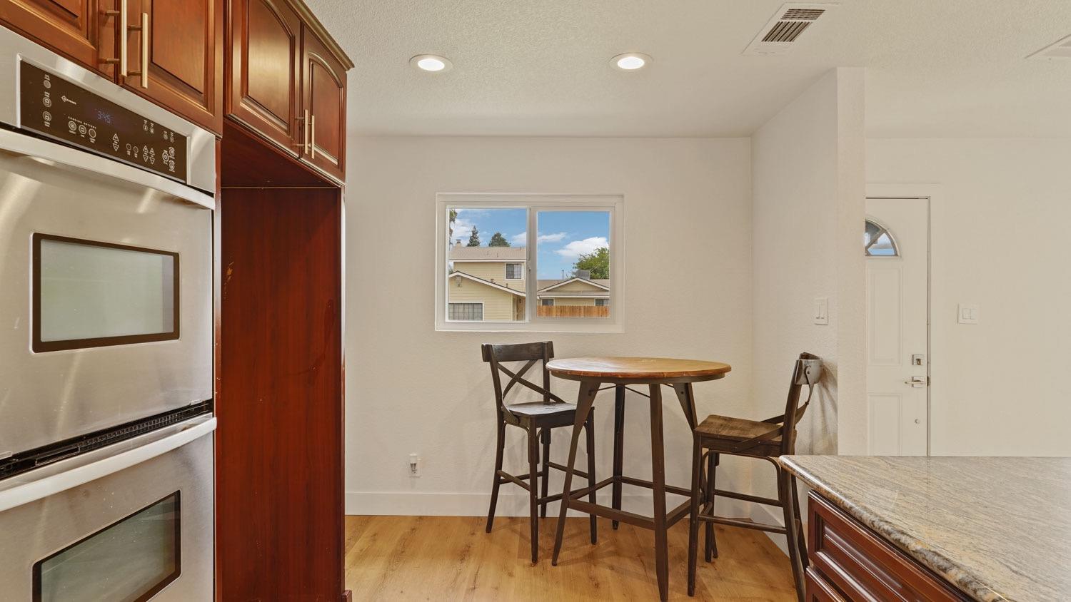 1601 Couchman Lane