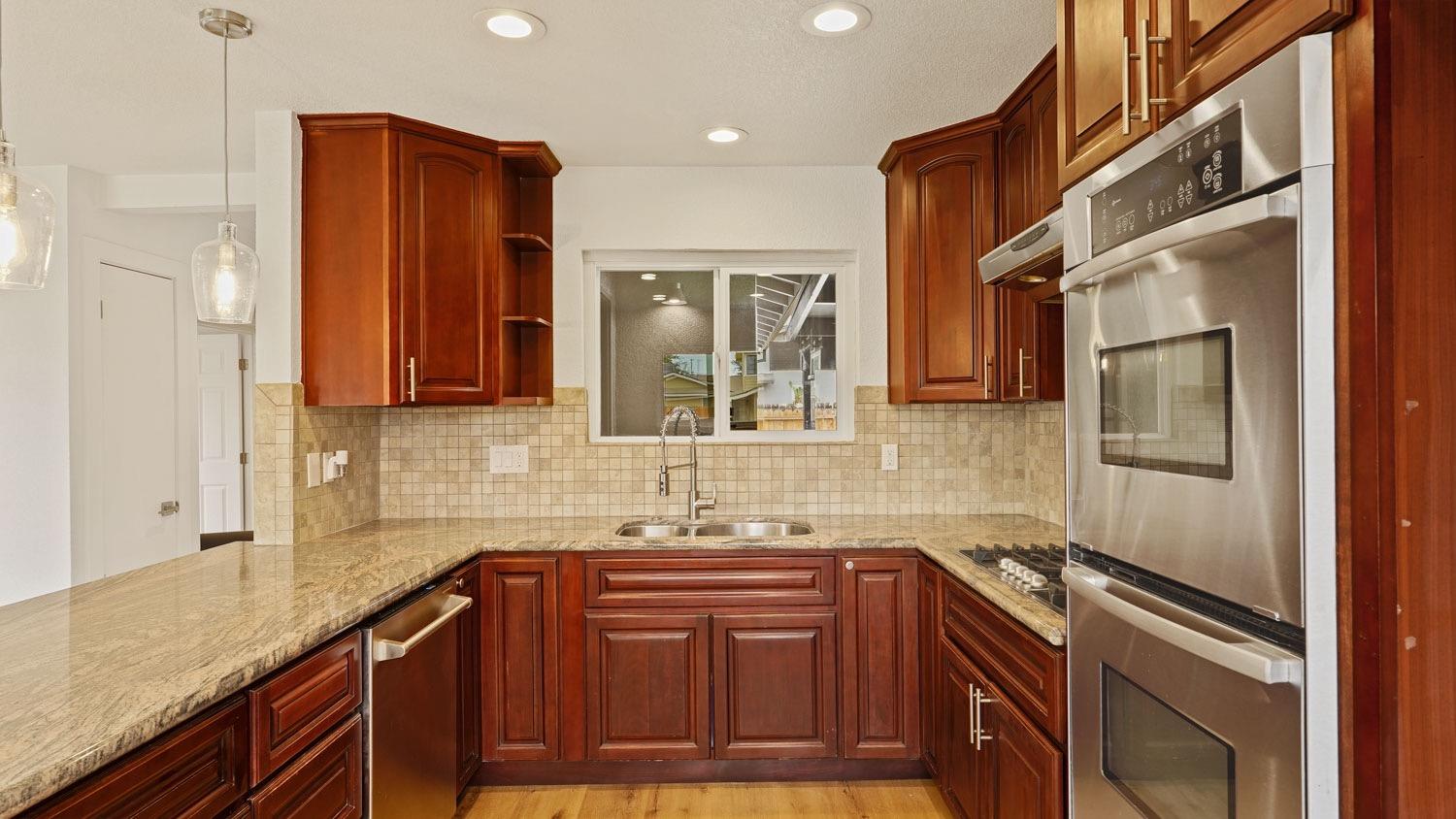 1601 Couchman Lane