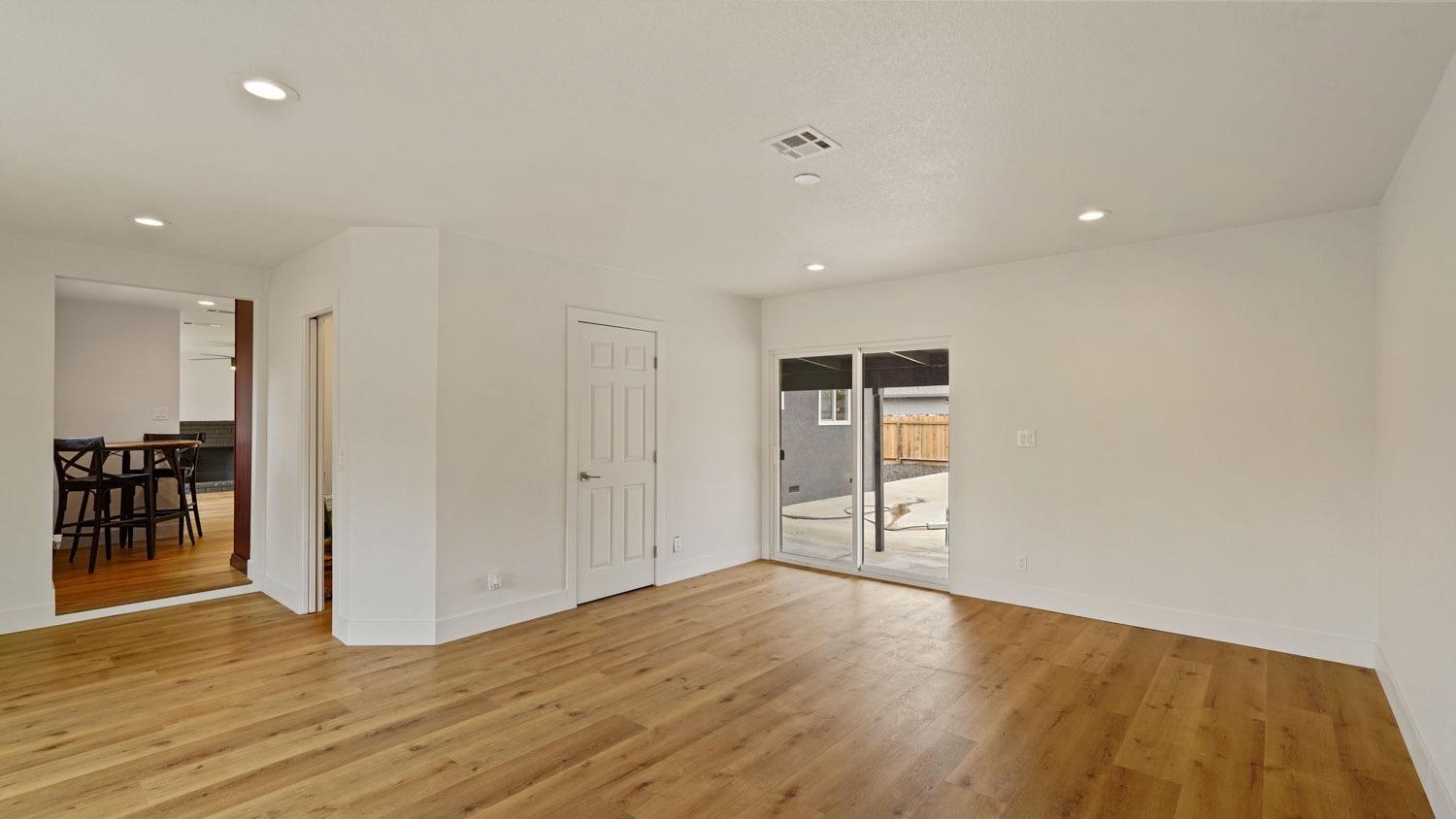 1601 Couchman Lane