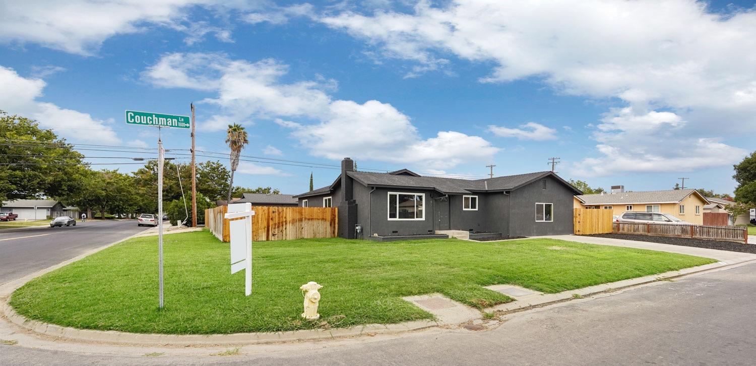 1601 Couchman Lane