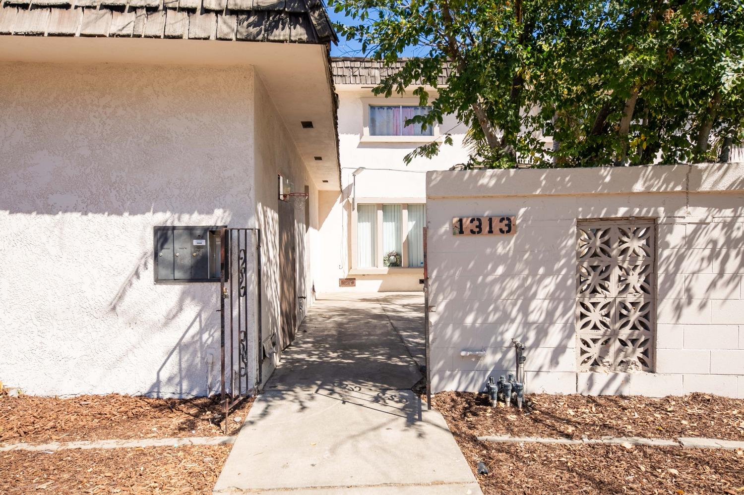 1313 Ensenada Drive