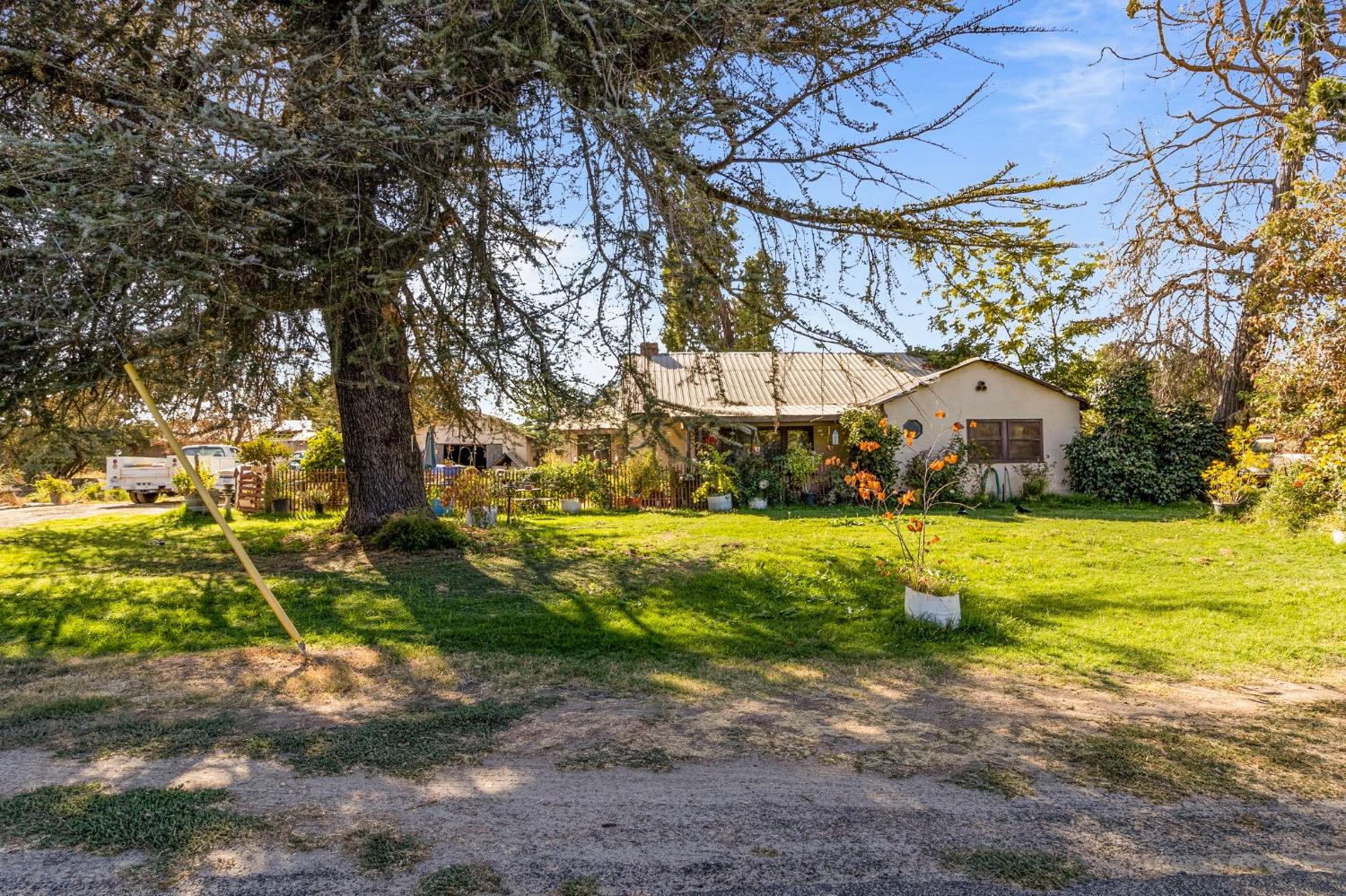 769 S Blossom Road