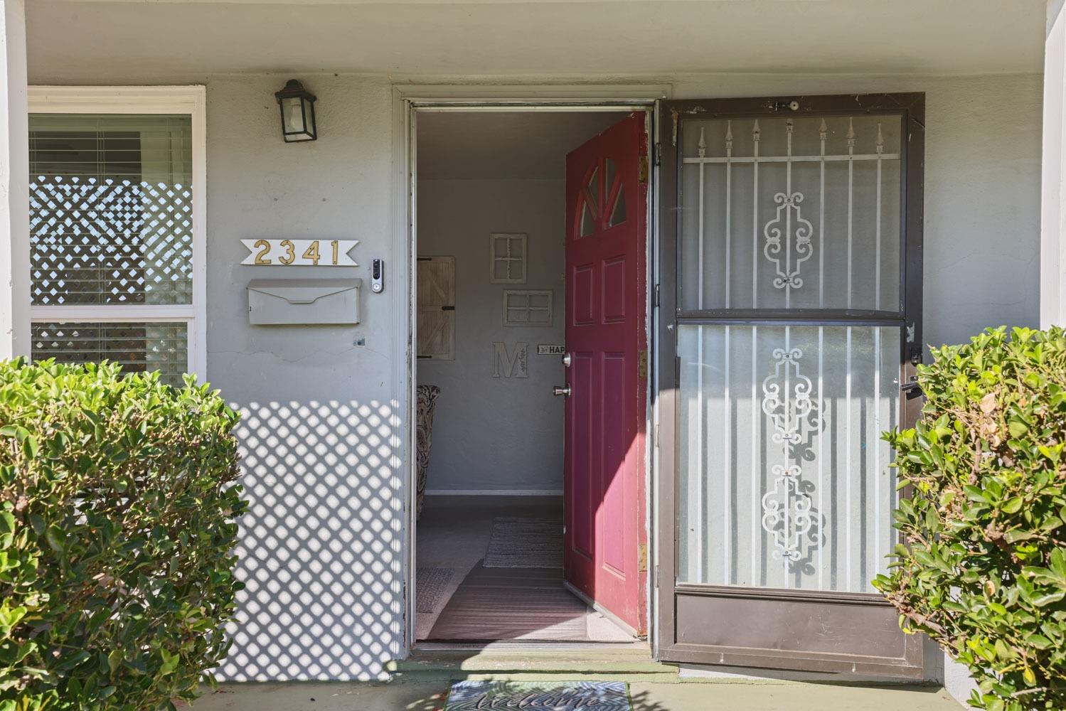 2341 Green Street
