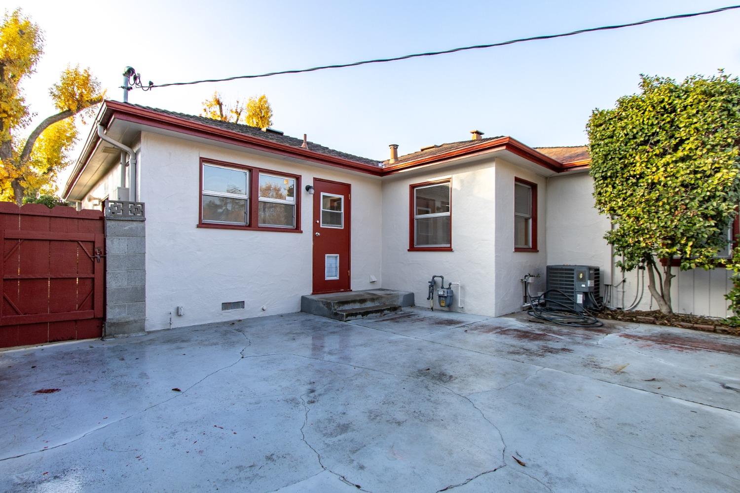 1509 Myrtle Street