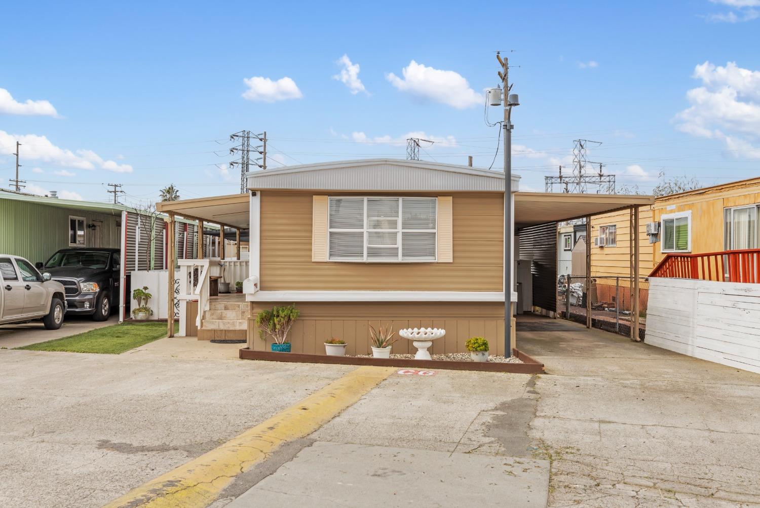 4143 Yosemite Boulevard C6