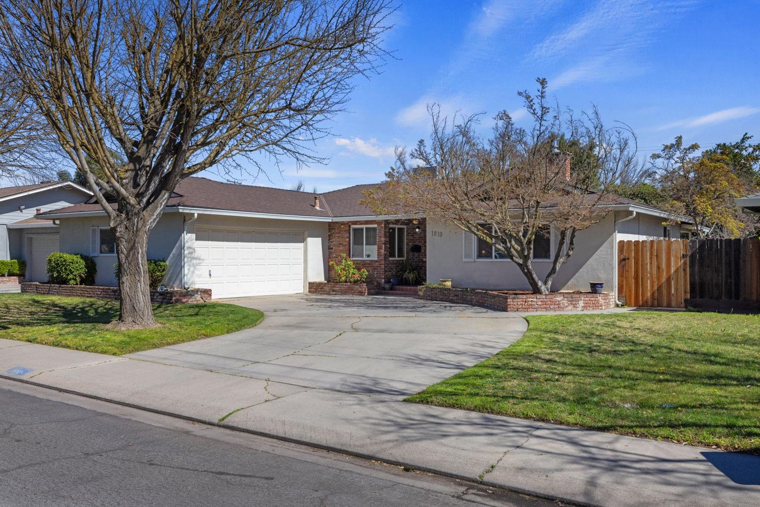 1610 Springwood Drive