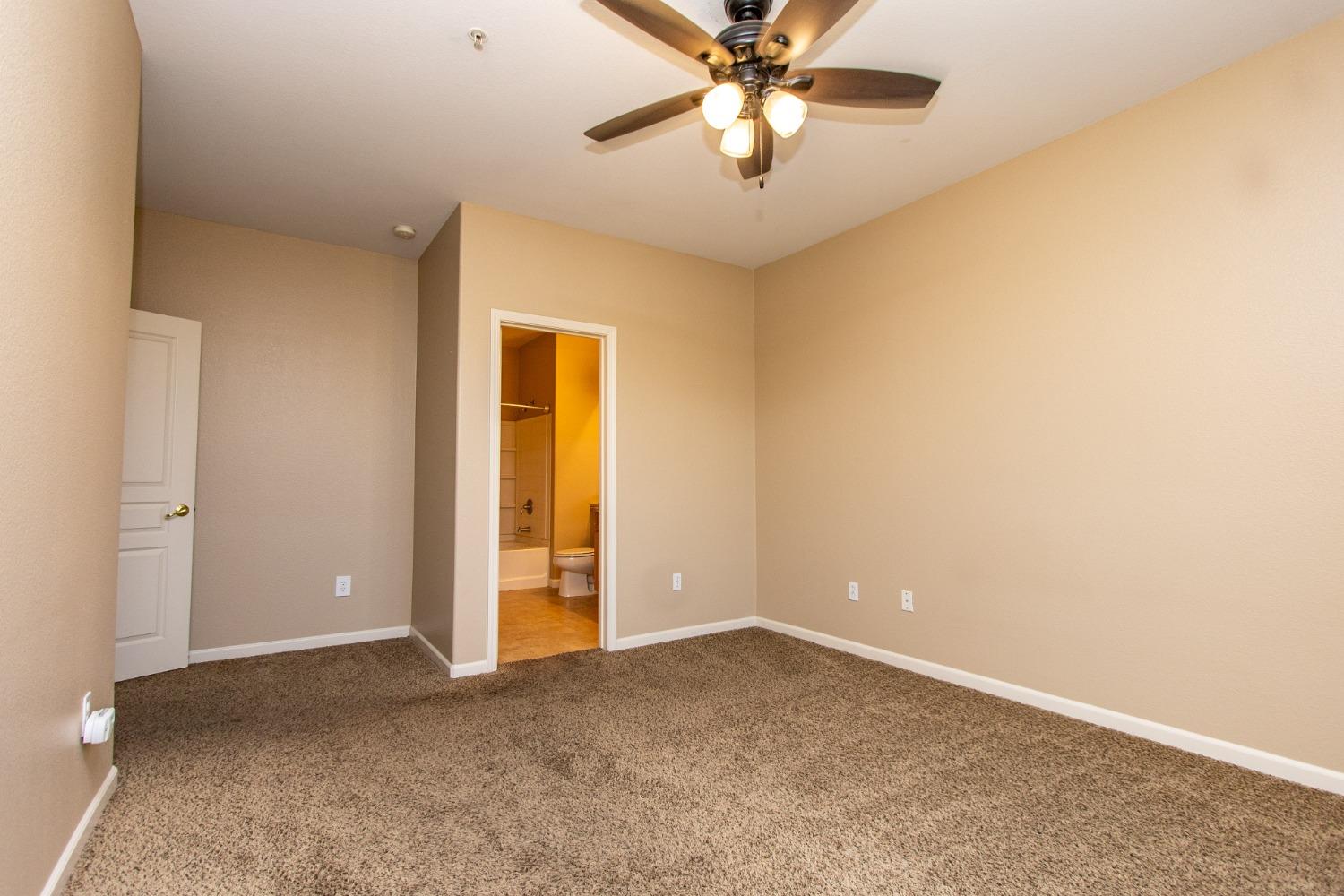 1360 Shady Lane 432