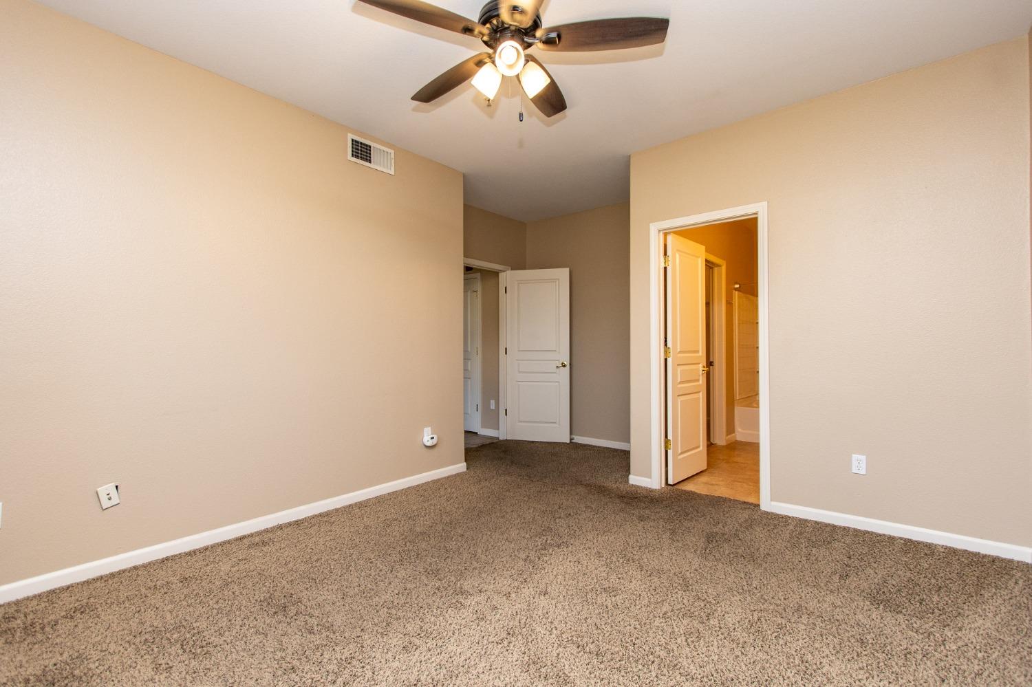 1360 Shady Lane 432