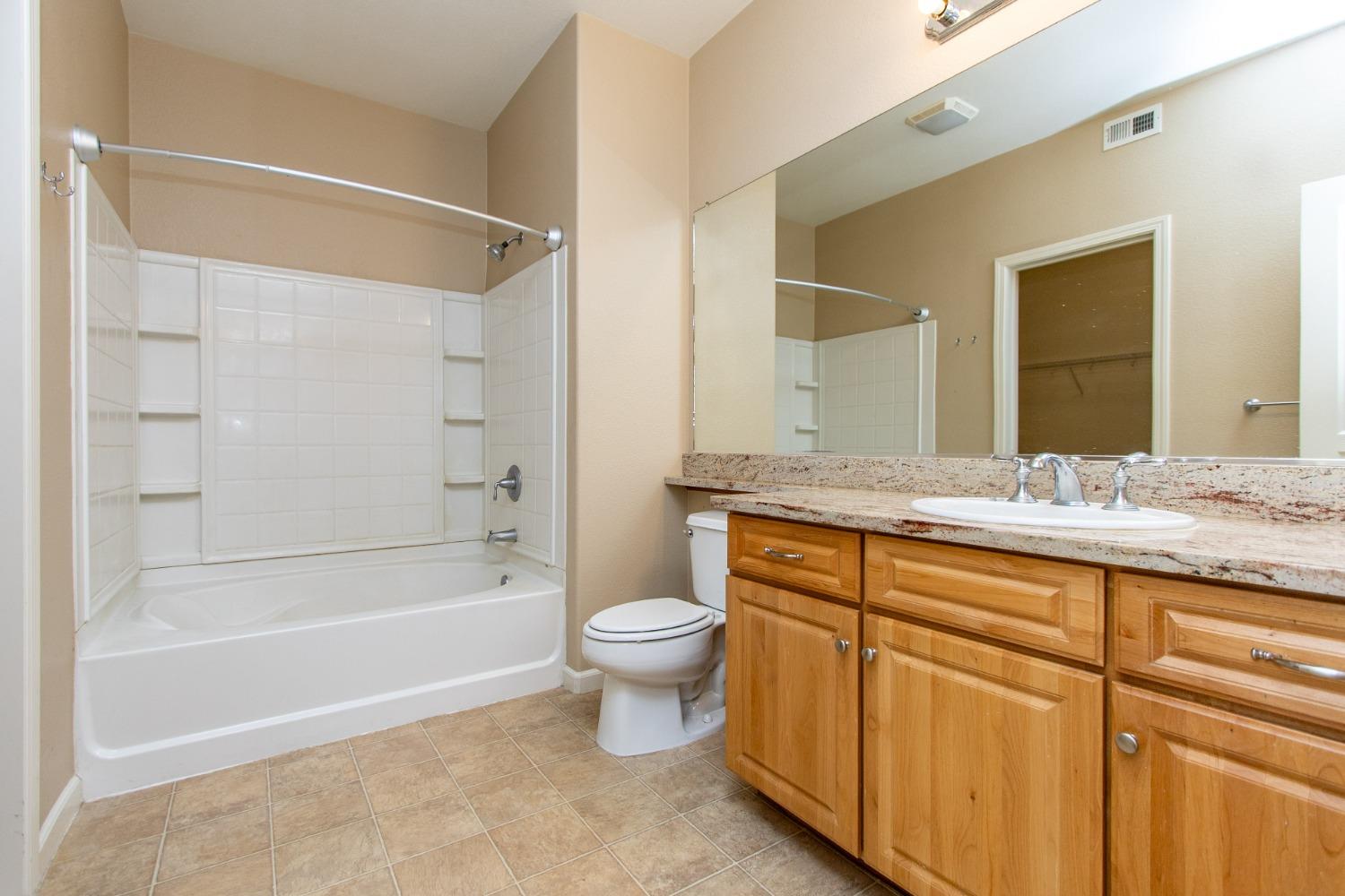 1360 Shady Lane 432