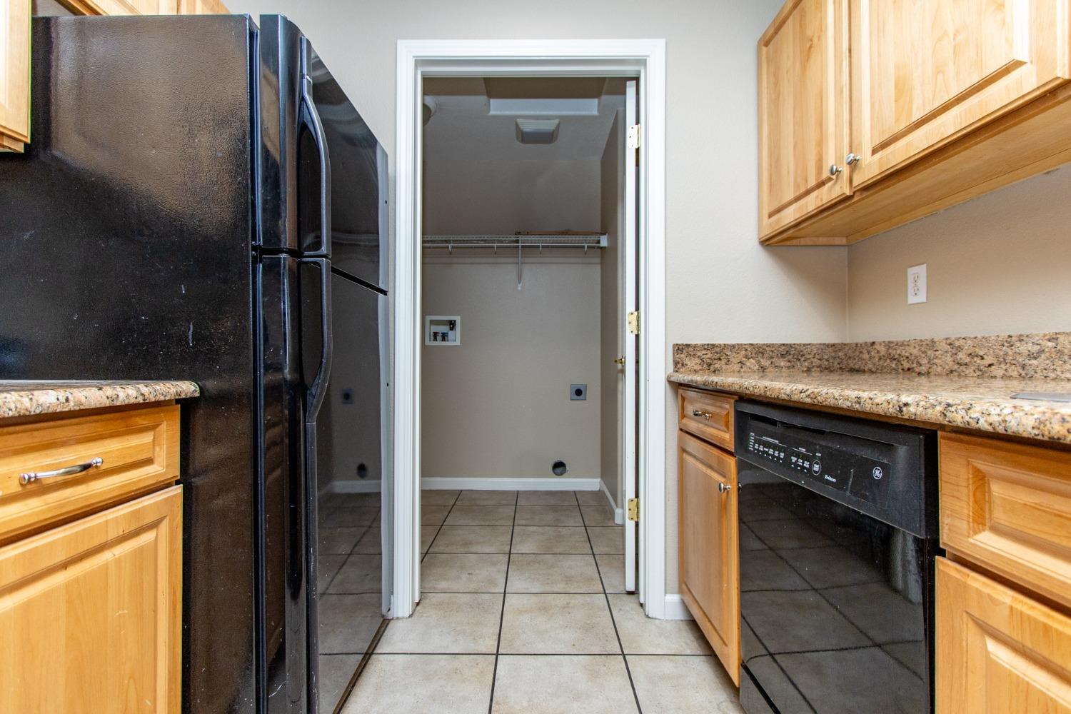 1360 Shady Lane 432