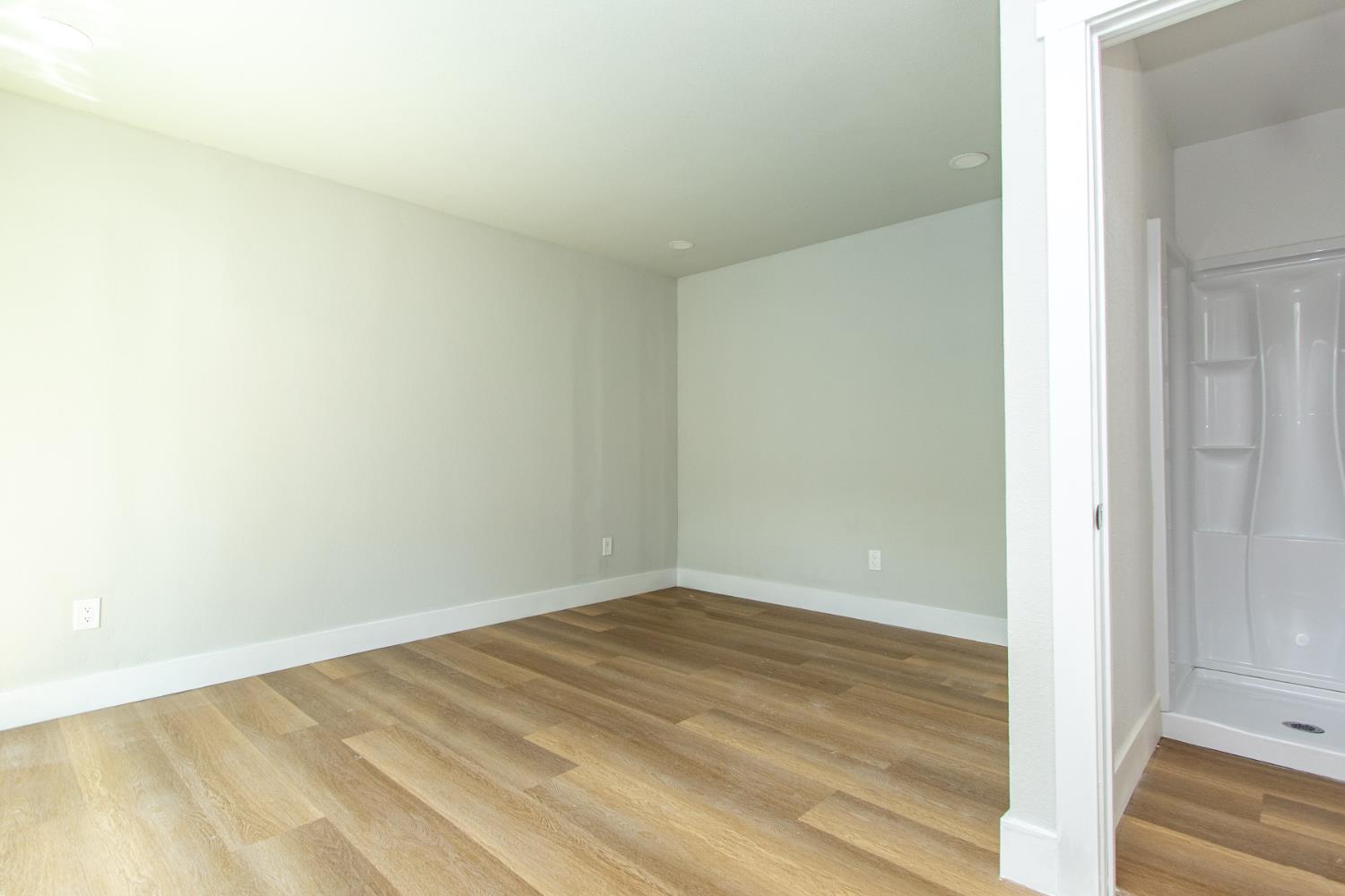 1509 Oakwood Drive
