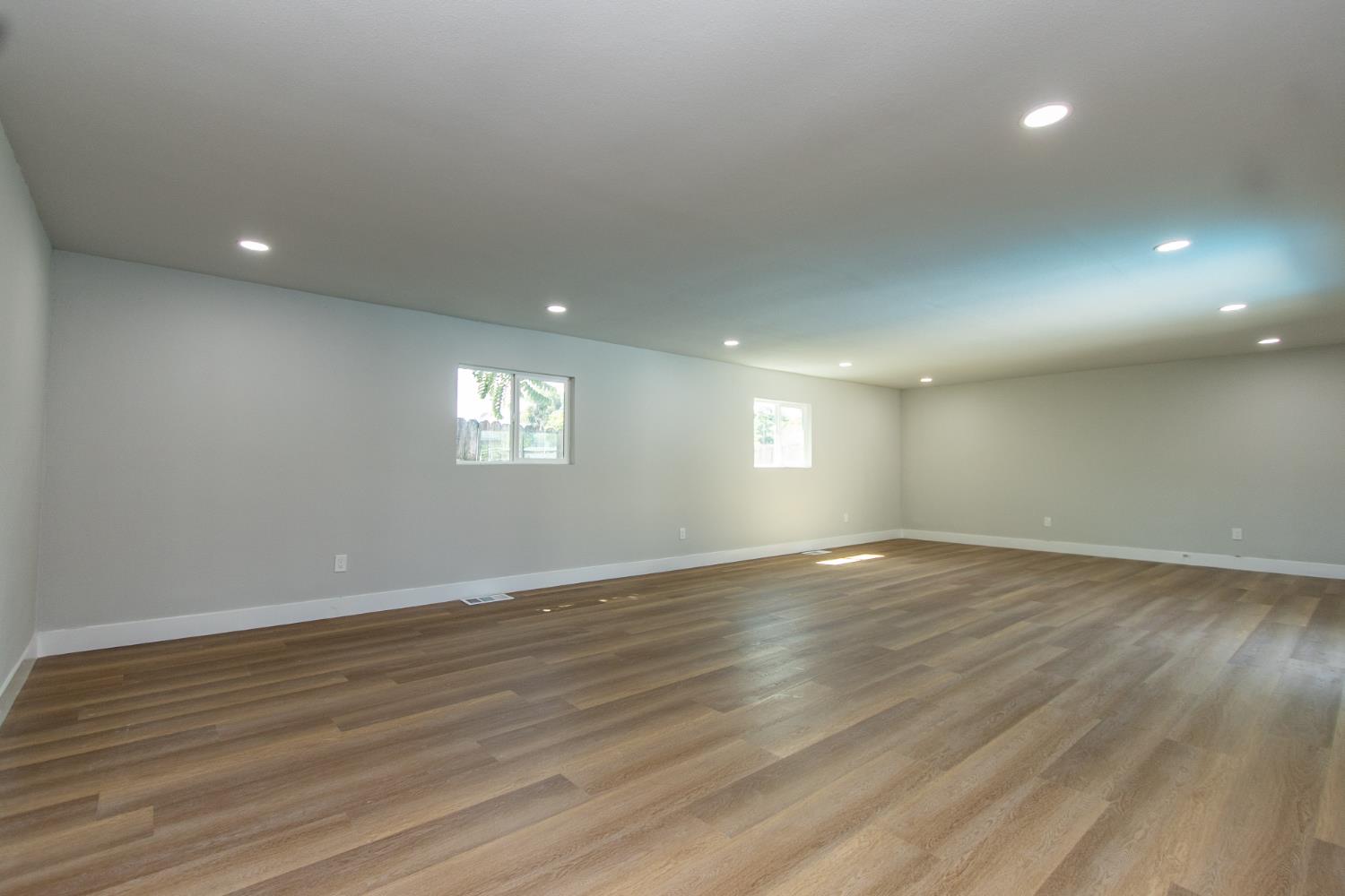 1509 Oakwood Drive
