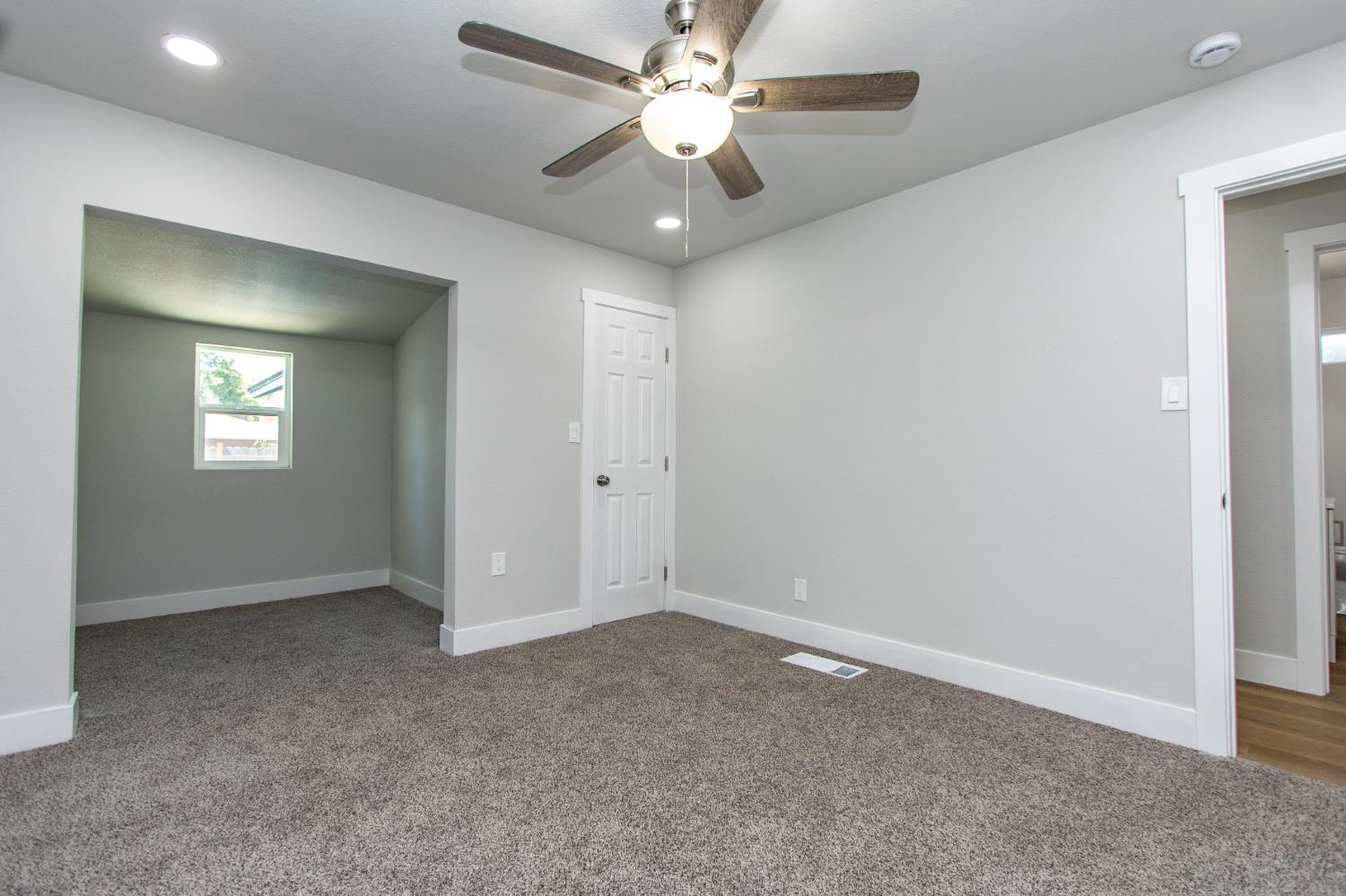 1509 Oakwood Drive