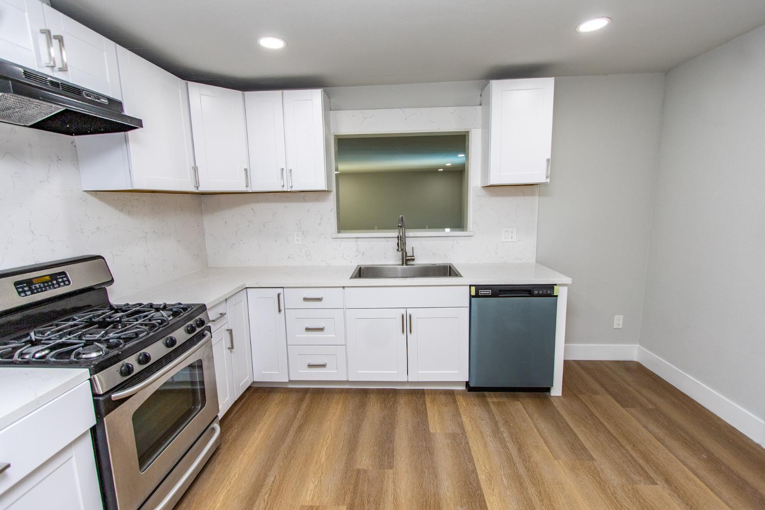 1509 Oakwood Drive