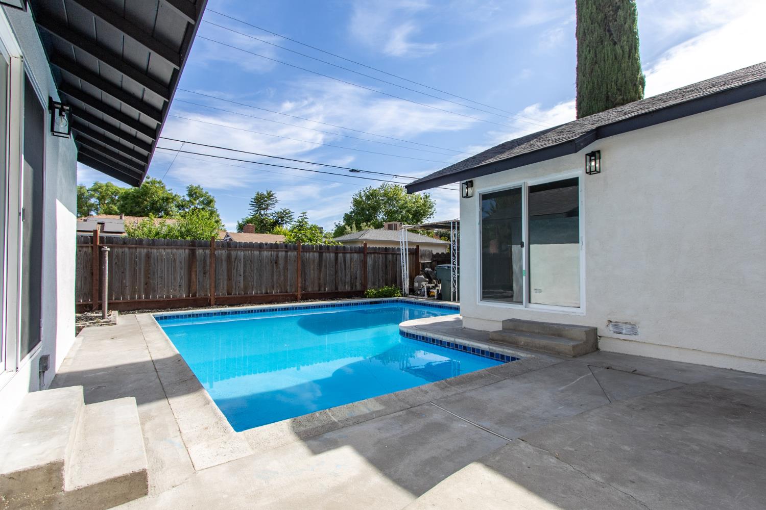 1509 Oakwood Drive