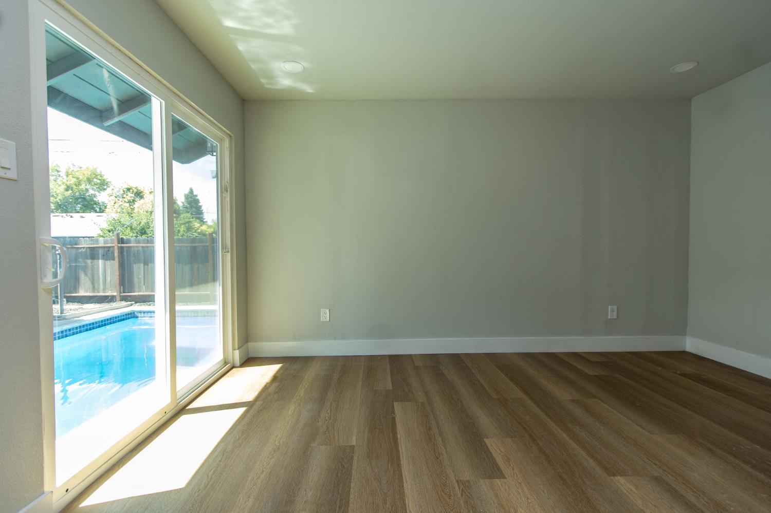 1509 Oakwood Drive