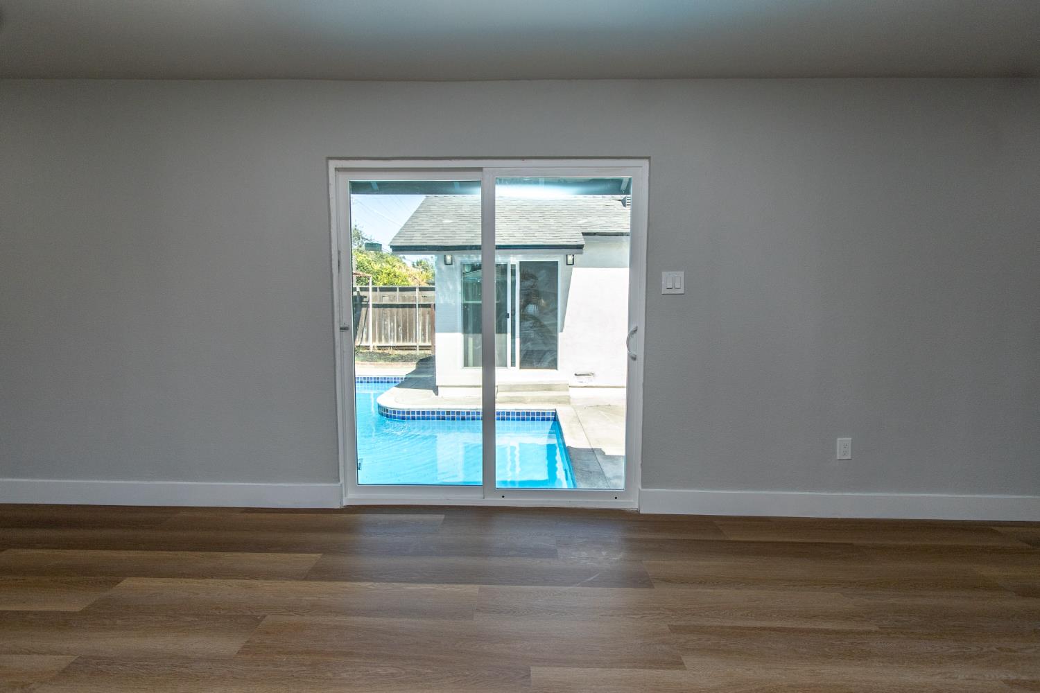 1509 Oakwood Drive