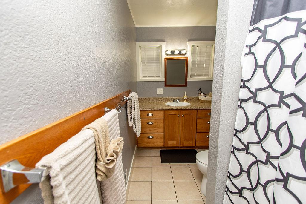 123 Almond Avenue
