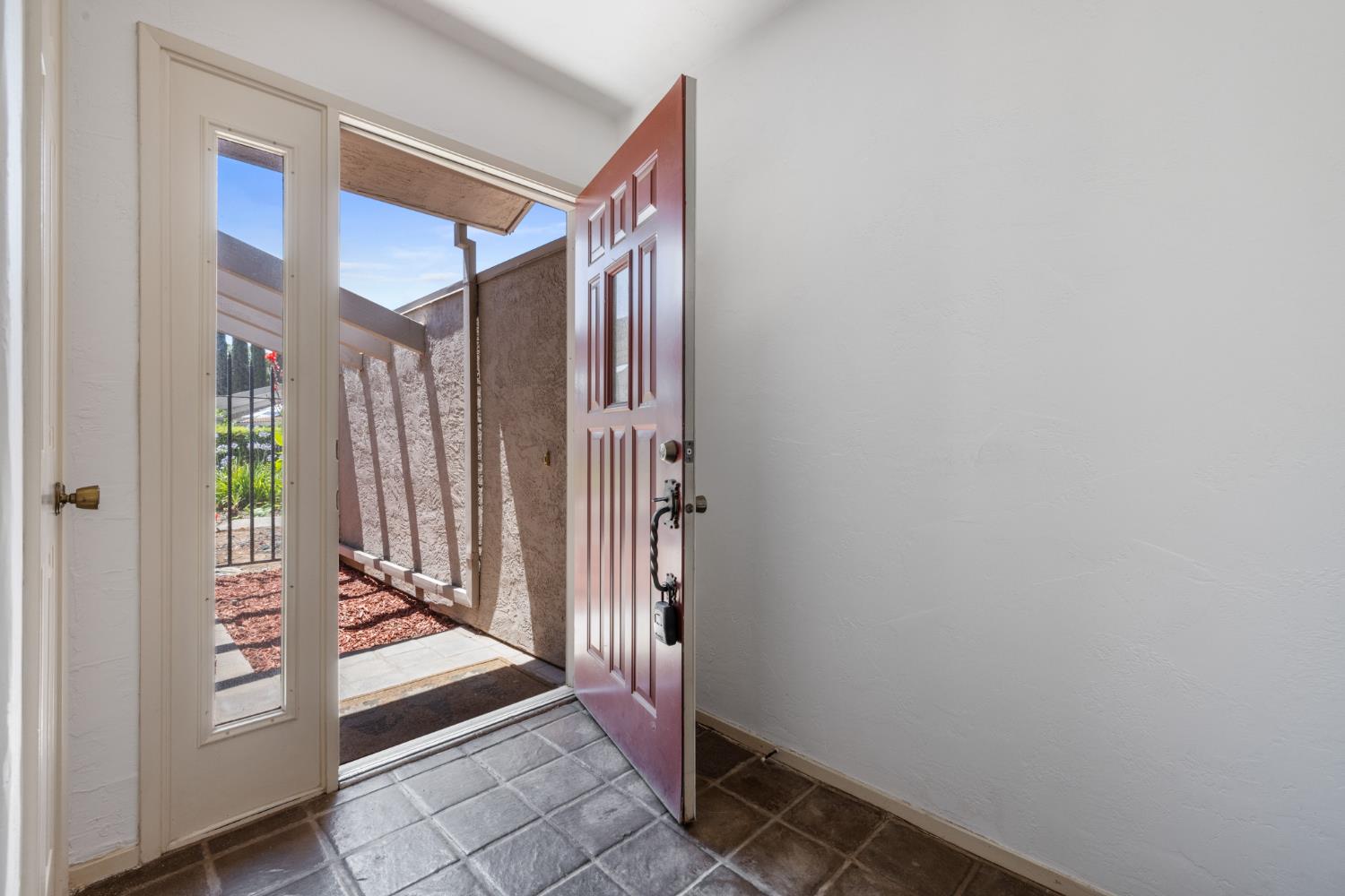 1347 Paseo Redondo Drive