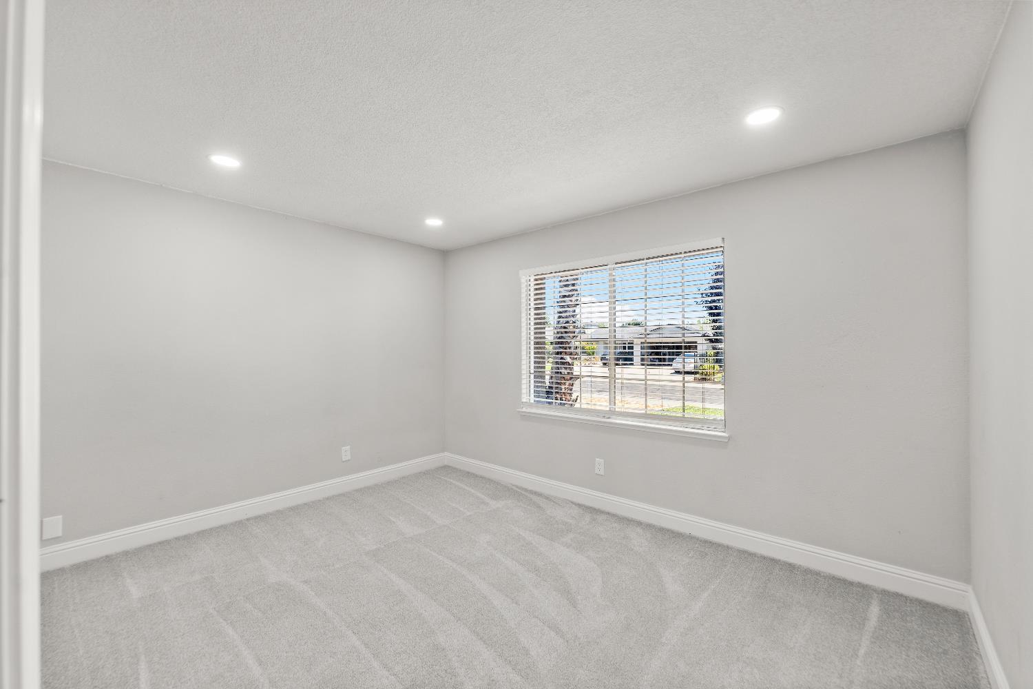 92 Hermes Circle