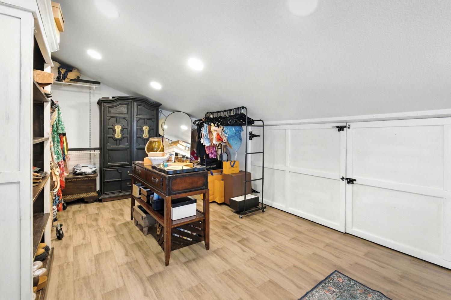 9015 Redwater Drive