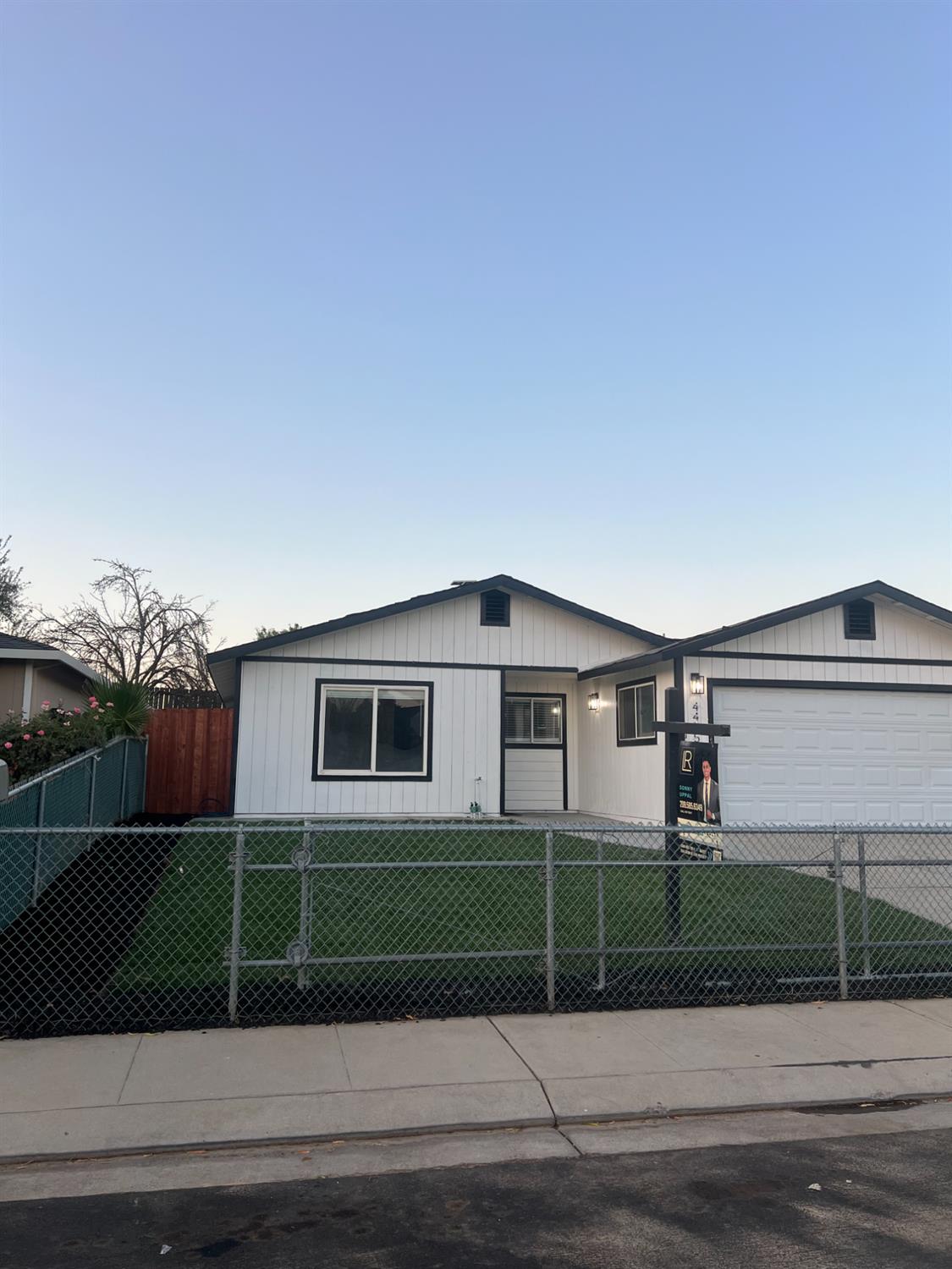 4405 Sunset Terrace