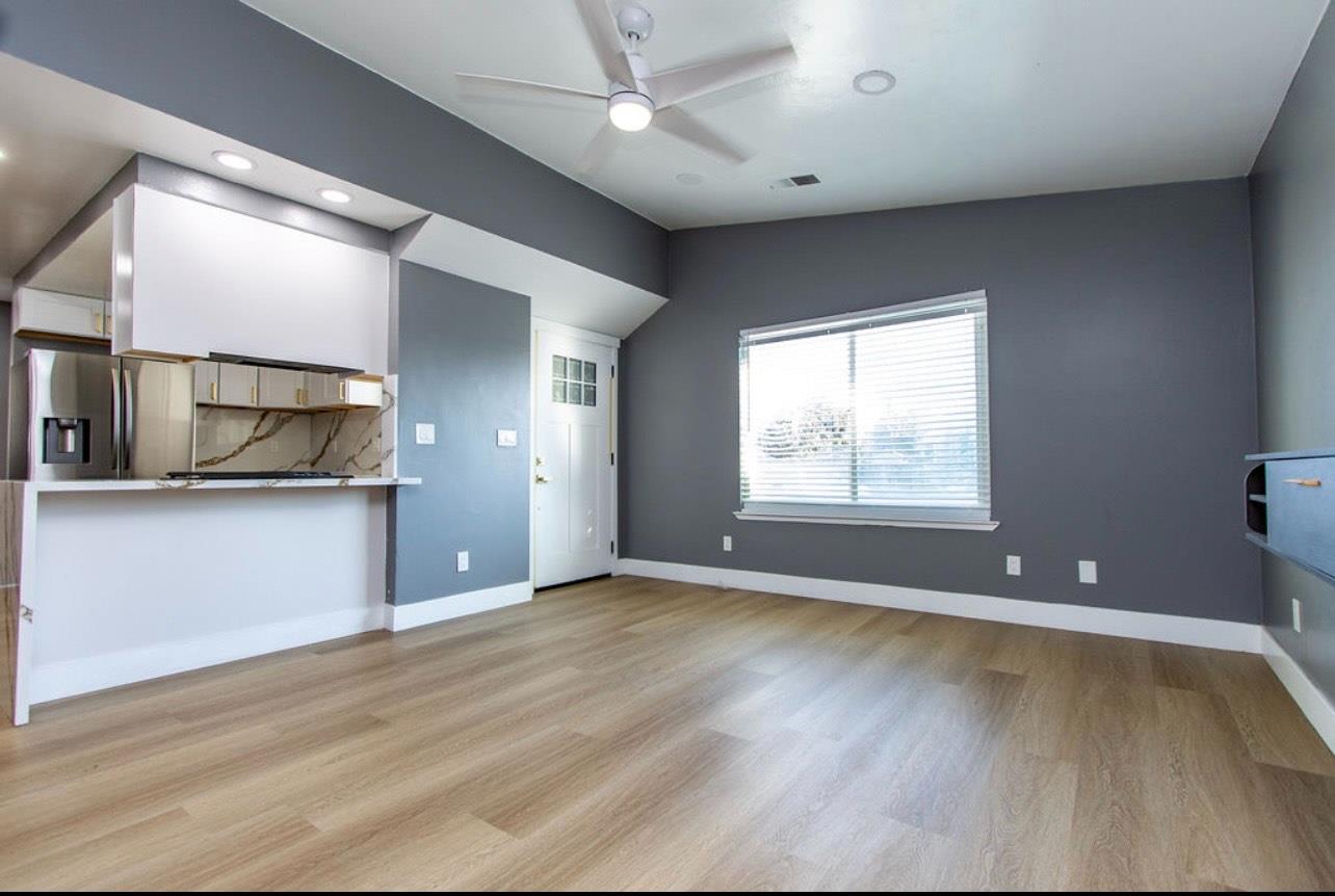 4405 Sunset Terrace