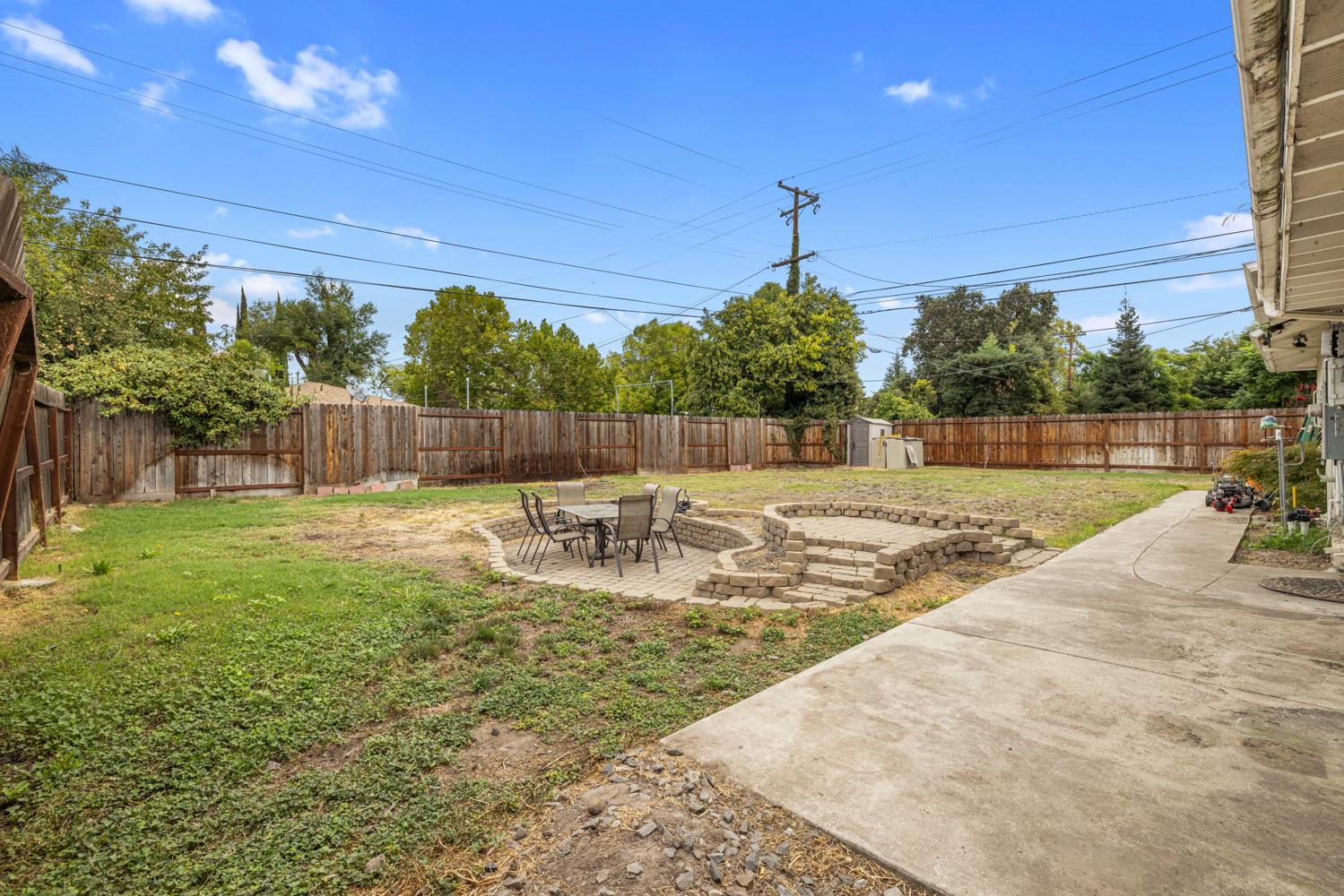 8011 N Pershing Avenue