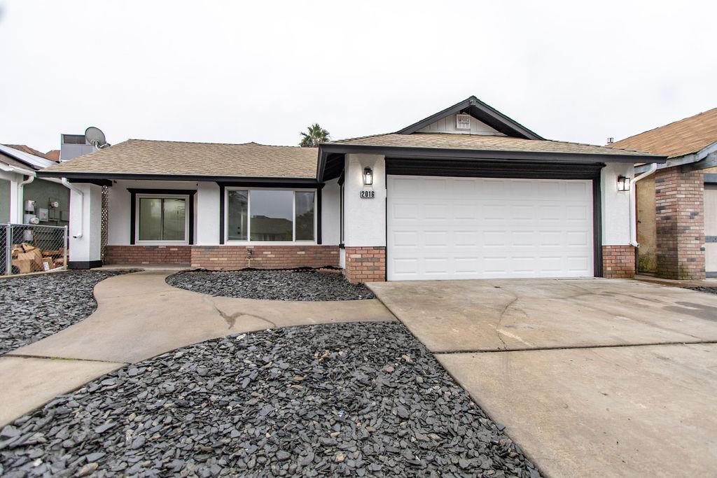 2016 Scotch Pine Drive