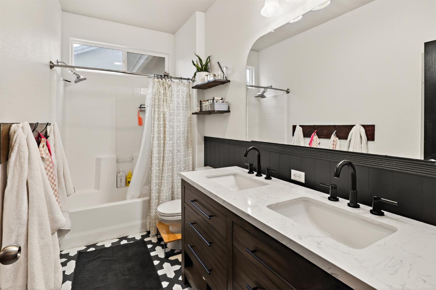 4708 Navaho Court