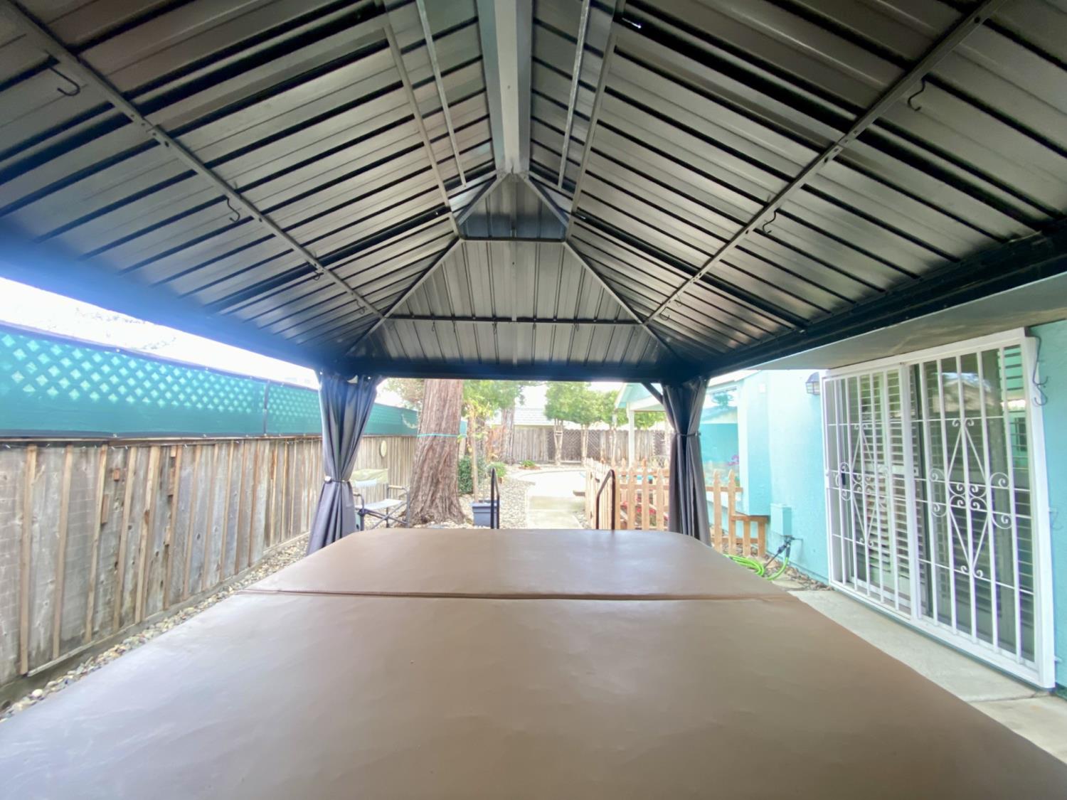 7505 Vixen Court