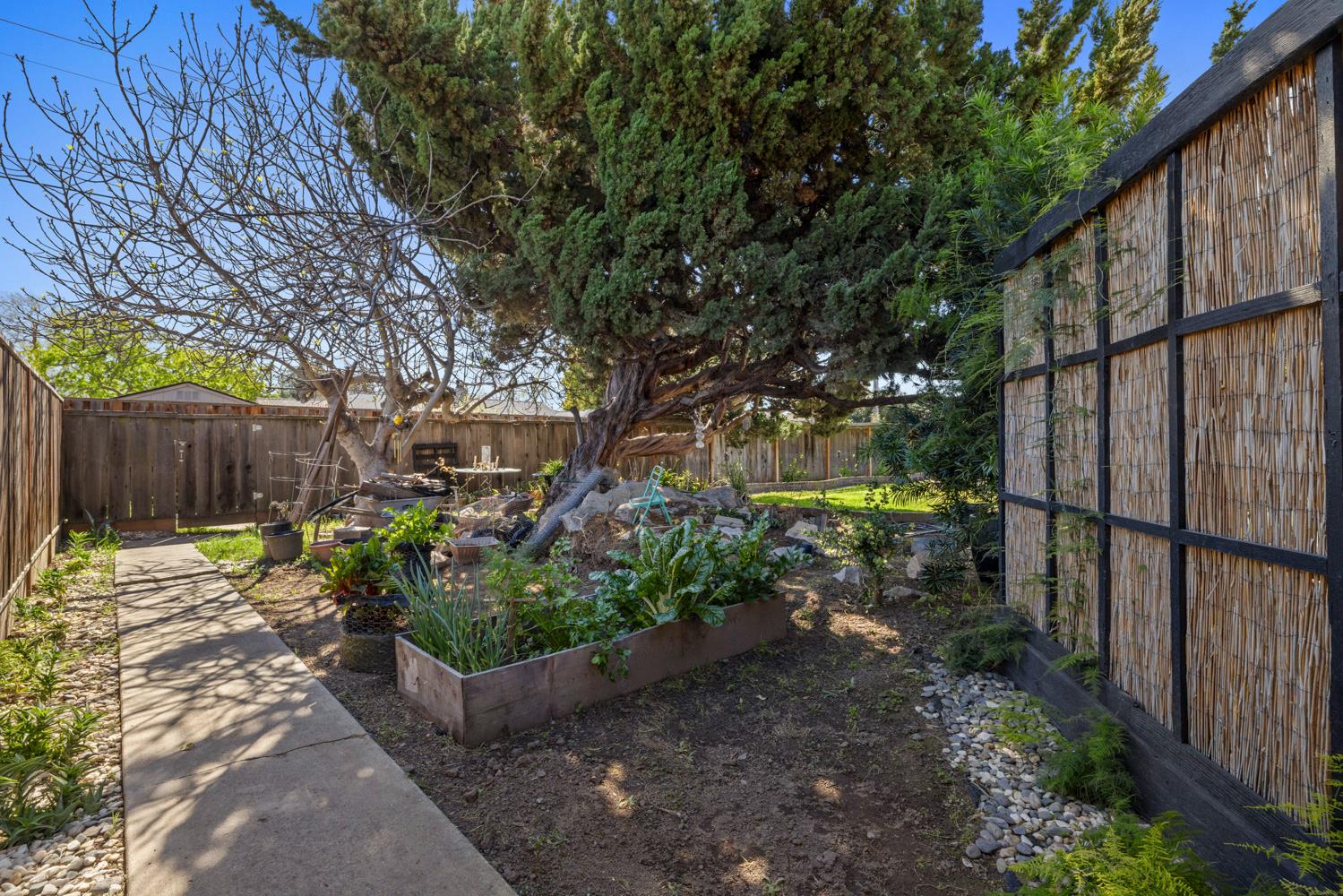 504 Robin Hood Drive