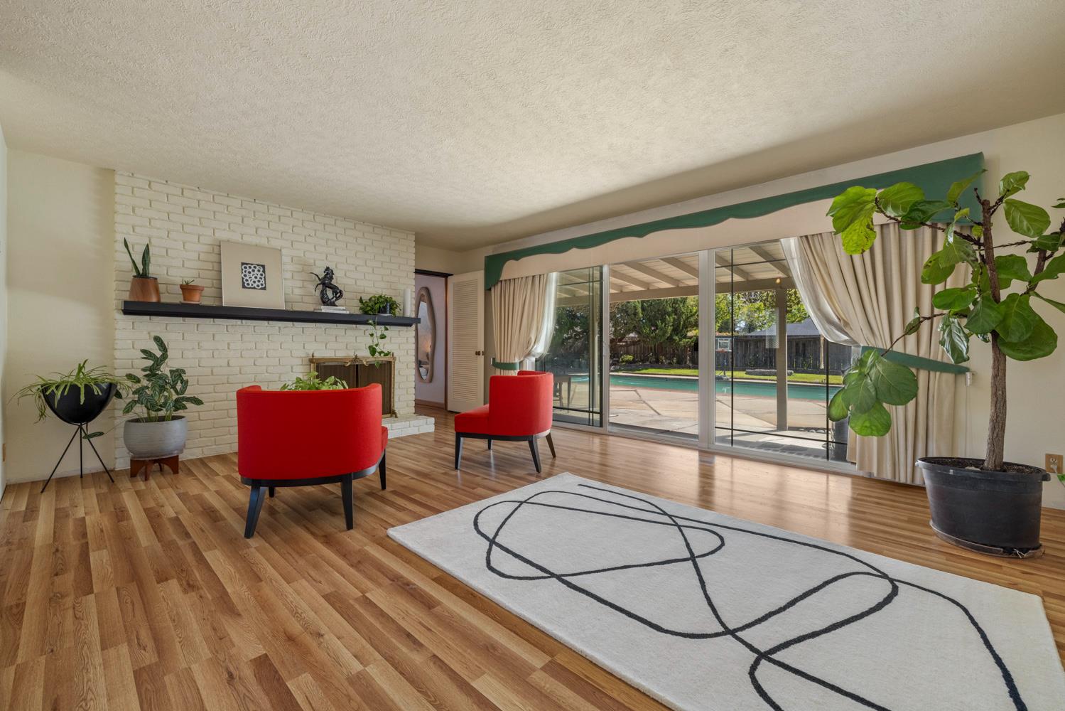 504 Robin Hood Drive