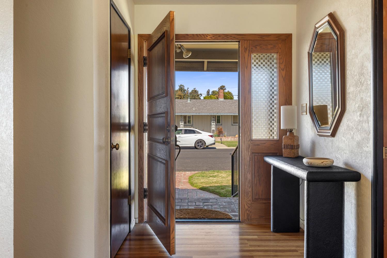 504 Robin Hood Drive