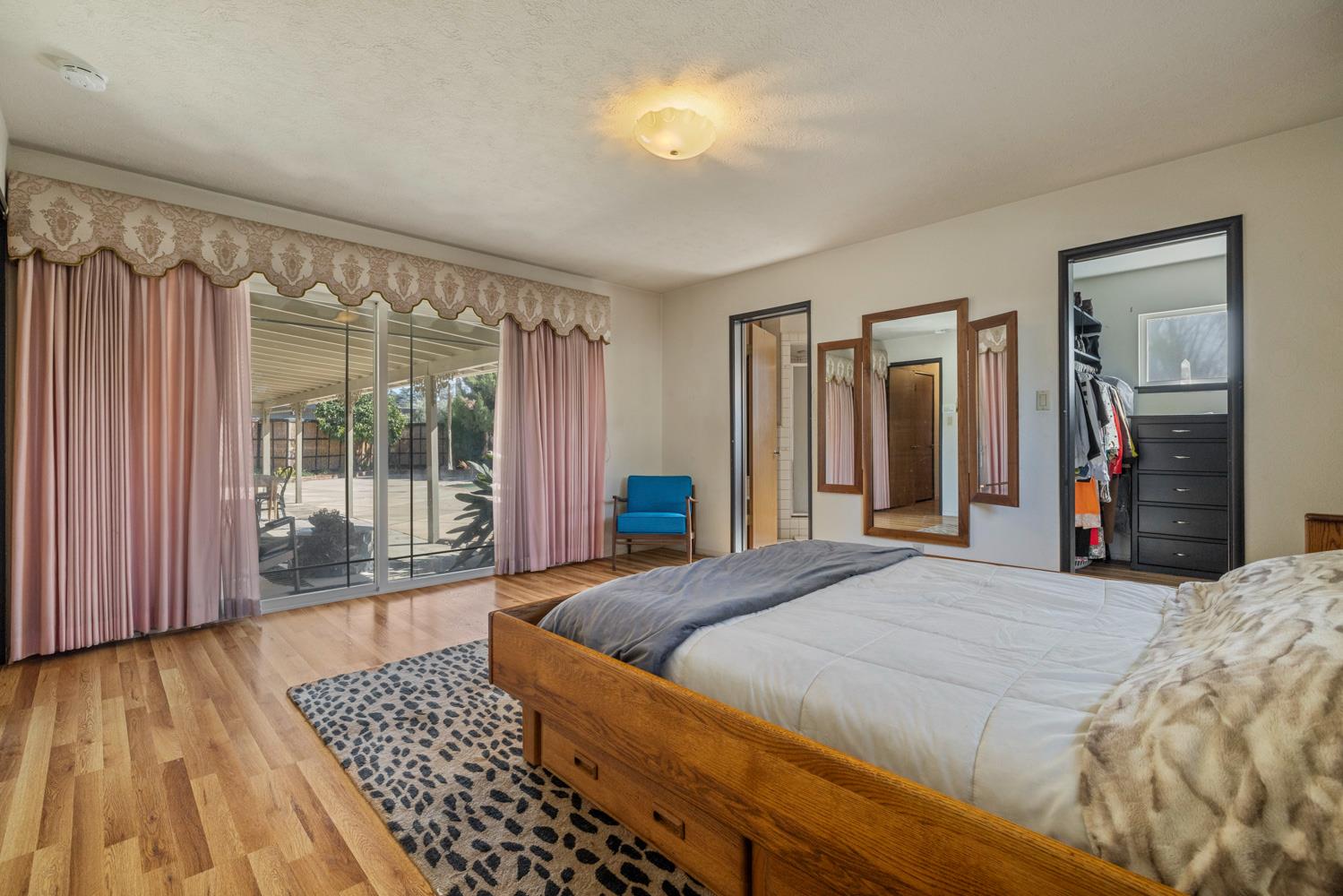 504 Robin Hood Drive