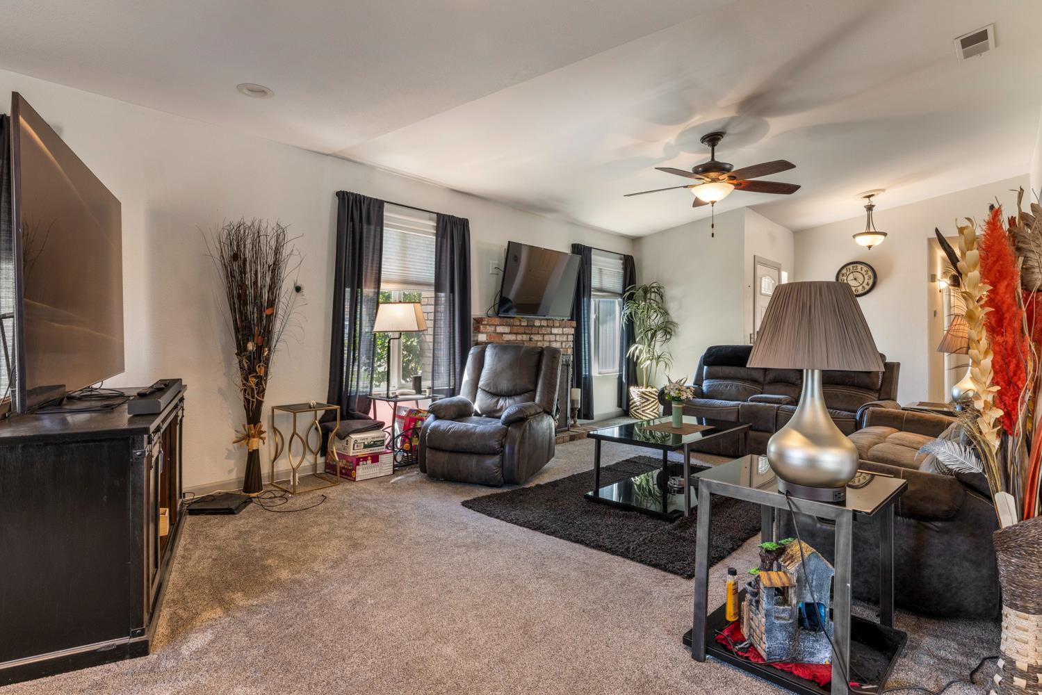 2713 Dania Court