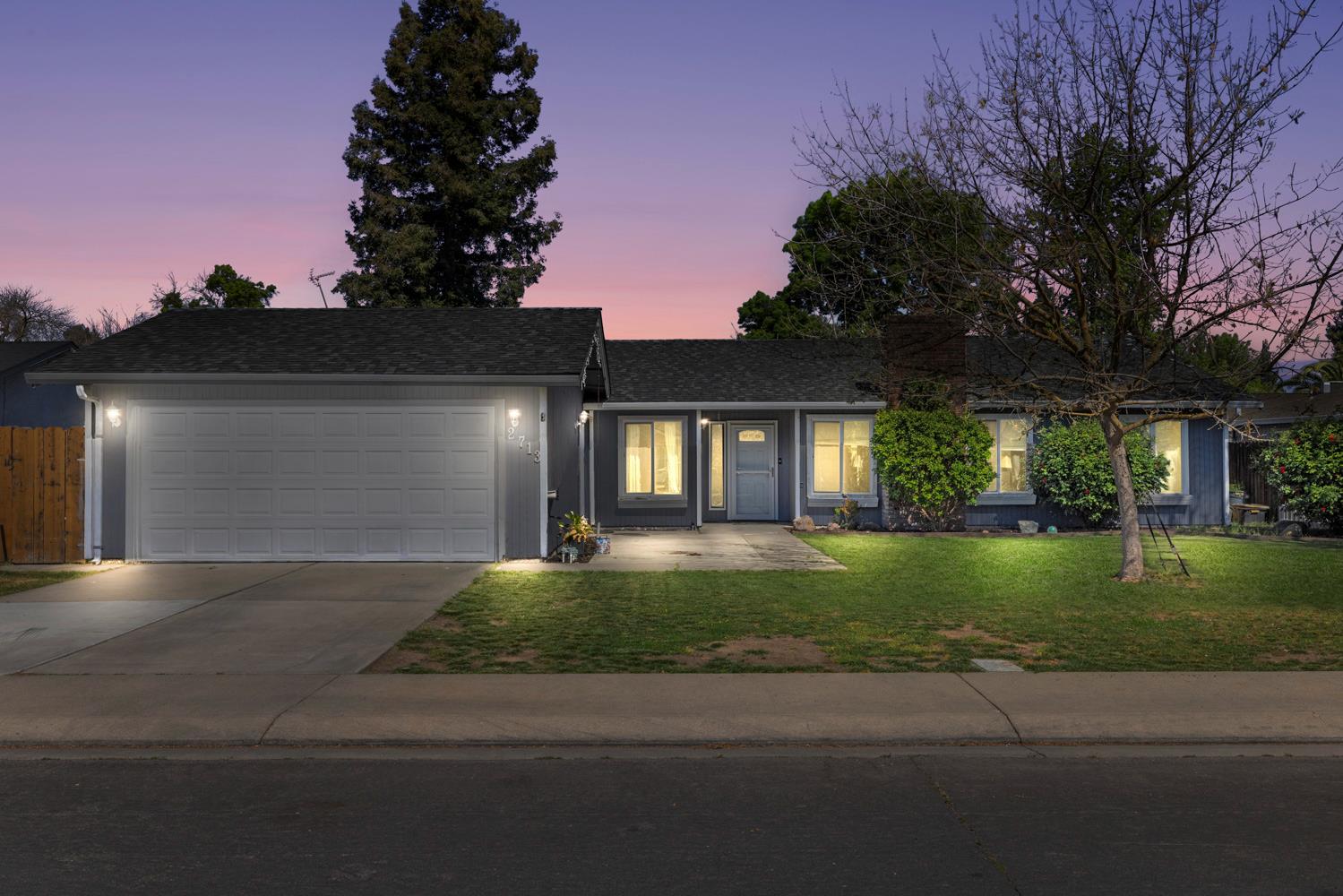 2713 Dania Court
