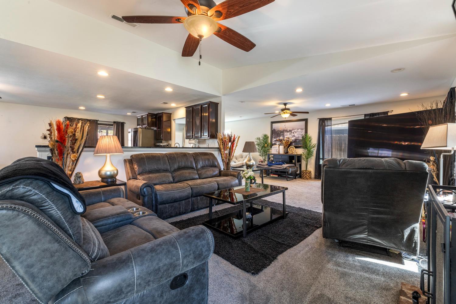 2713 Dania Court