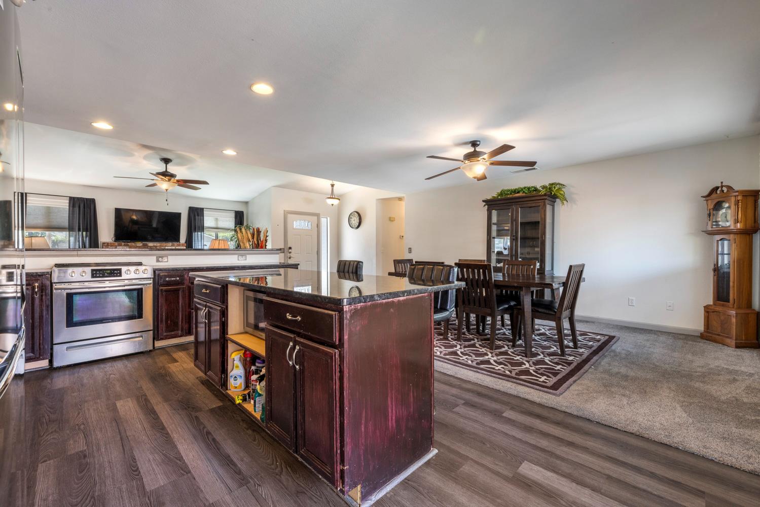 2713 Dania Court