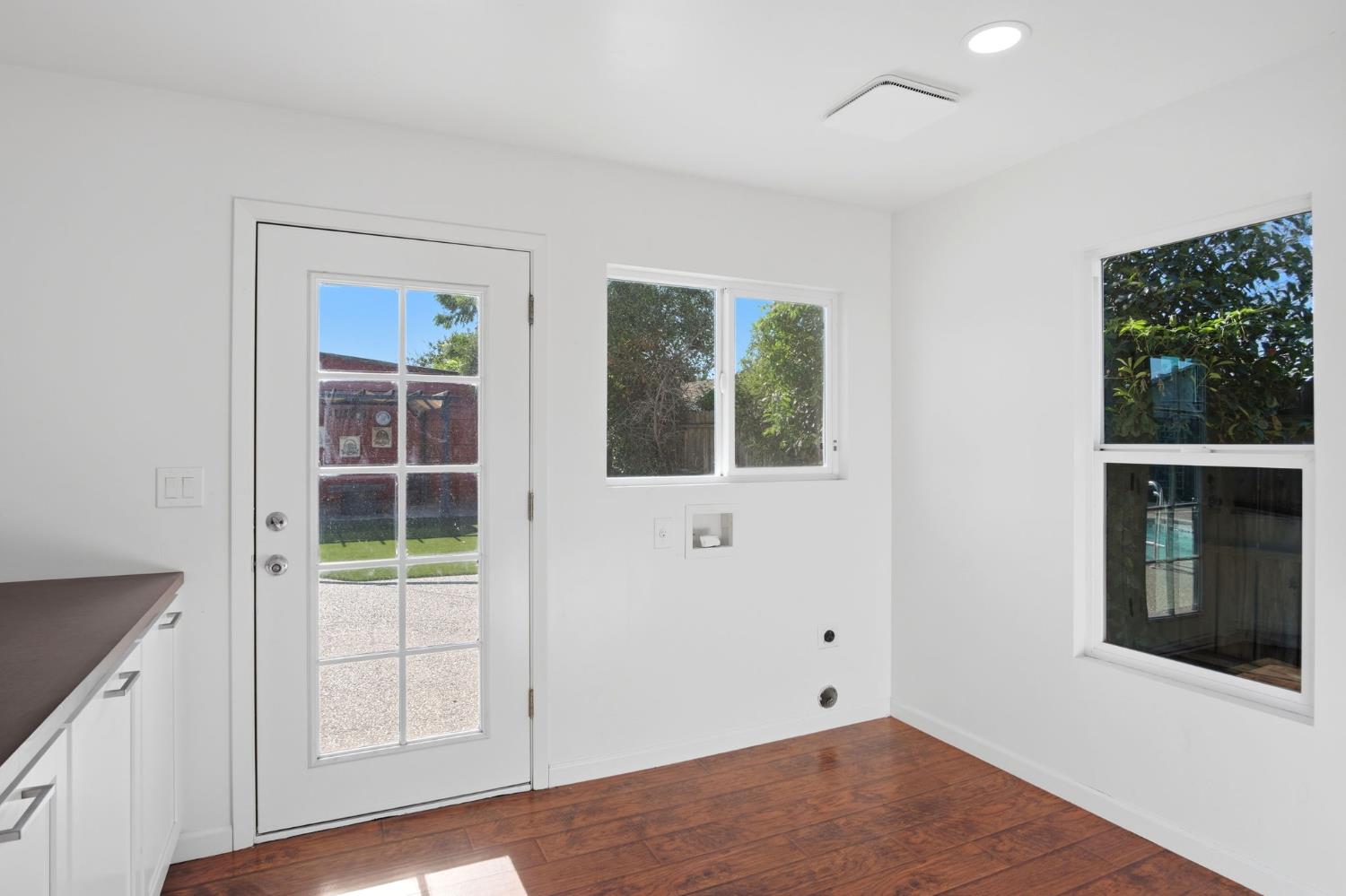 3010 Lester Road