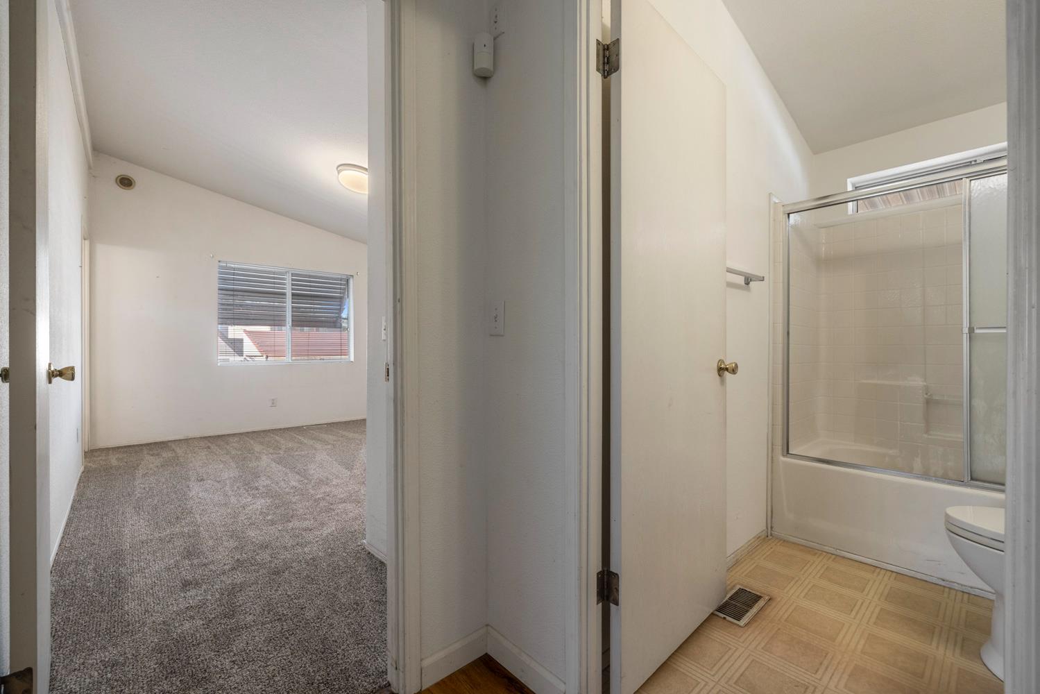 2621 Prescott Road 22