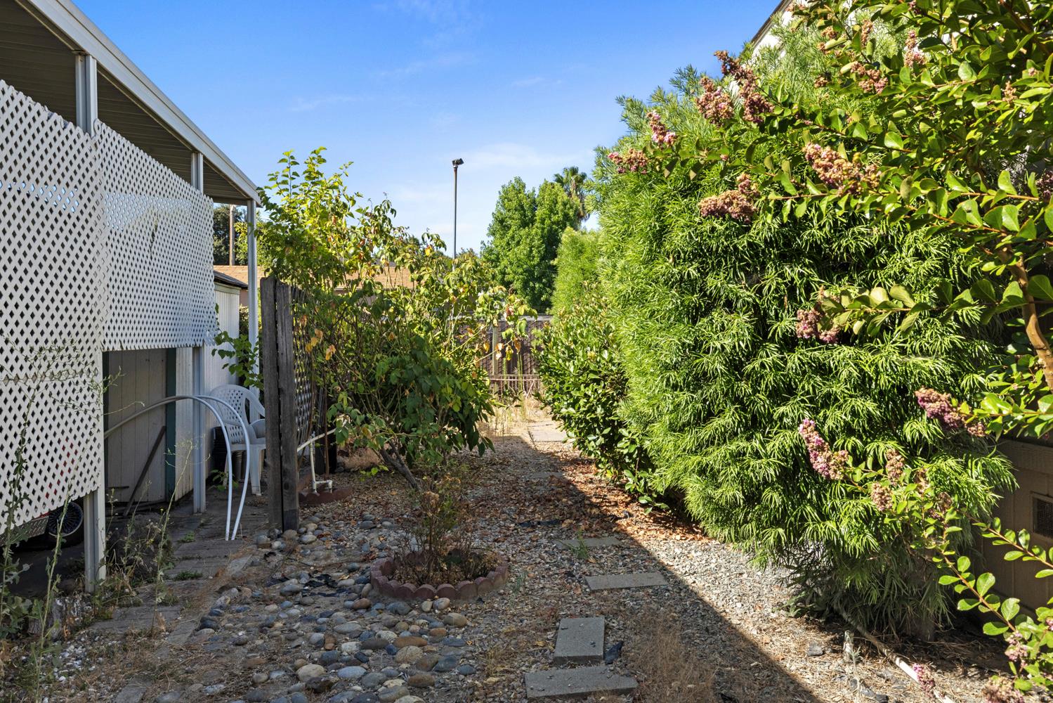 2621 Prescott Road 22