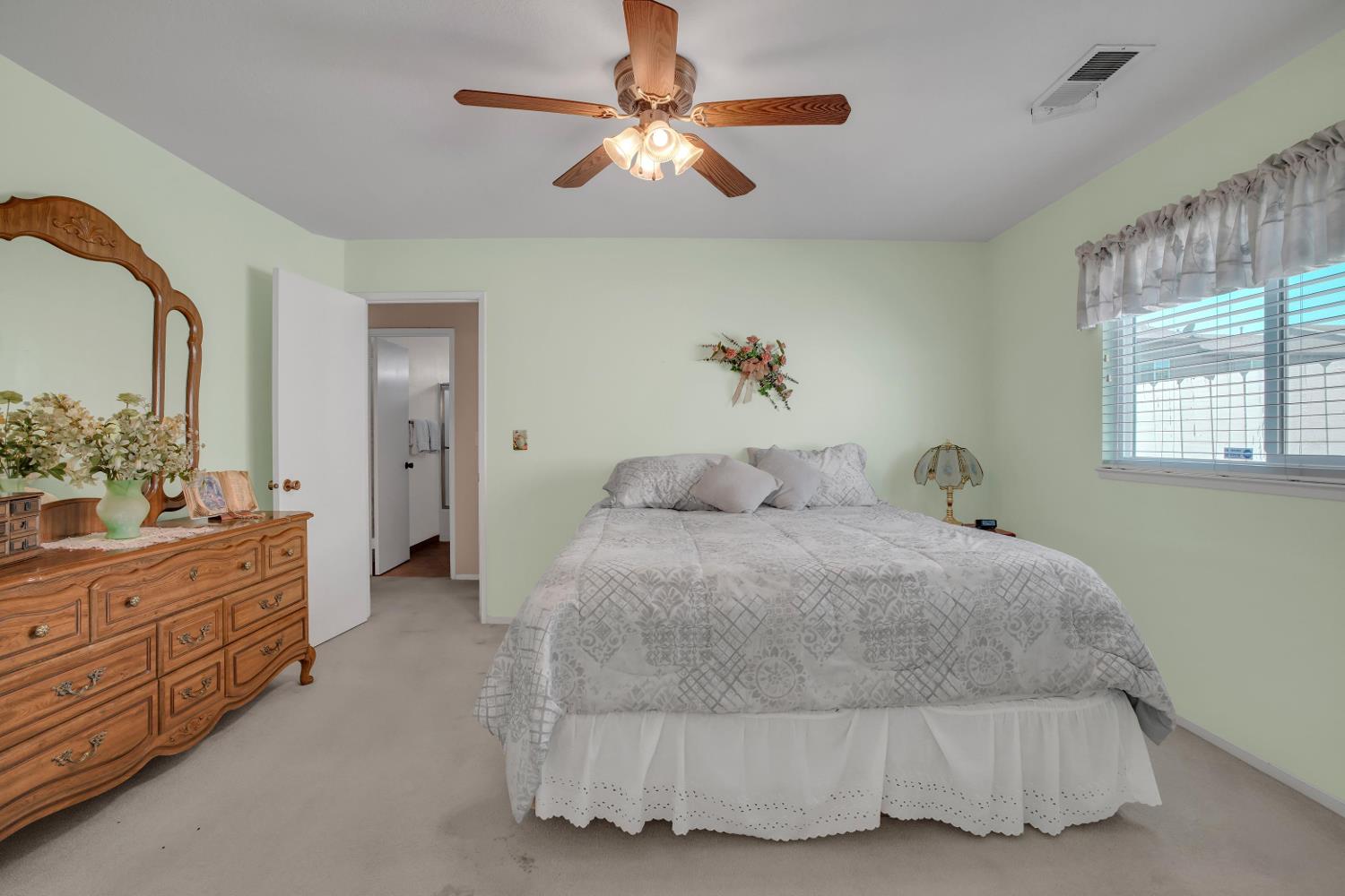 1301 Windsor